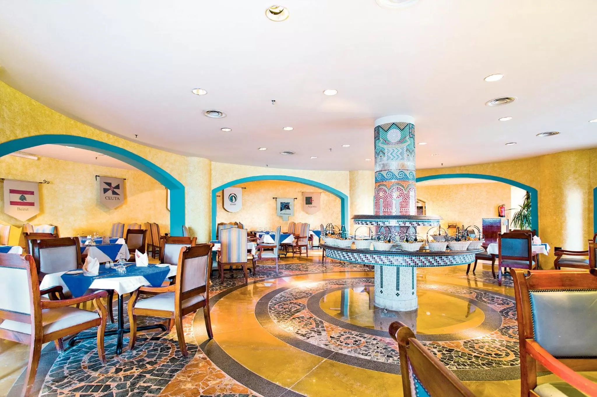 Restaurant/places to eat in Sunrise Holidays Resort -Adults Only