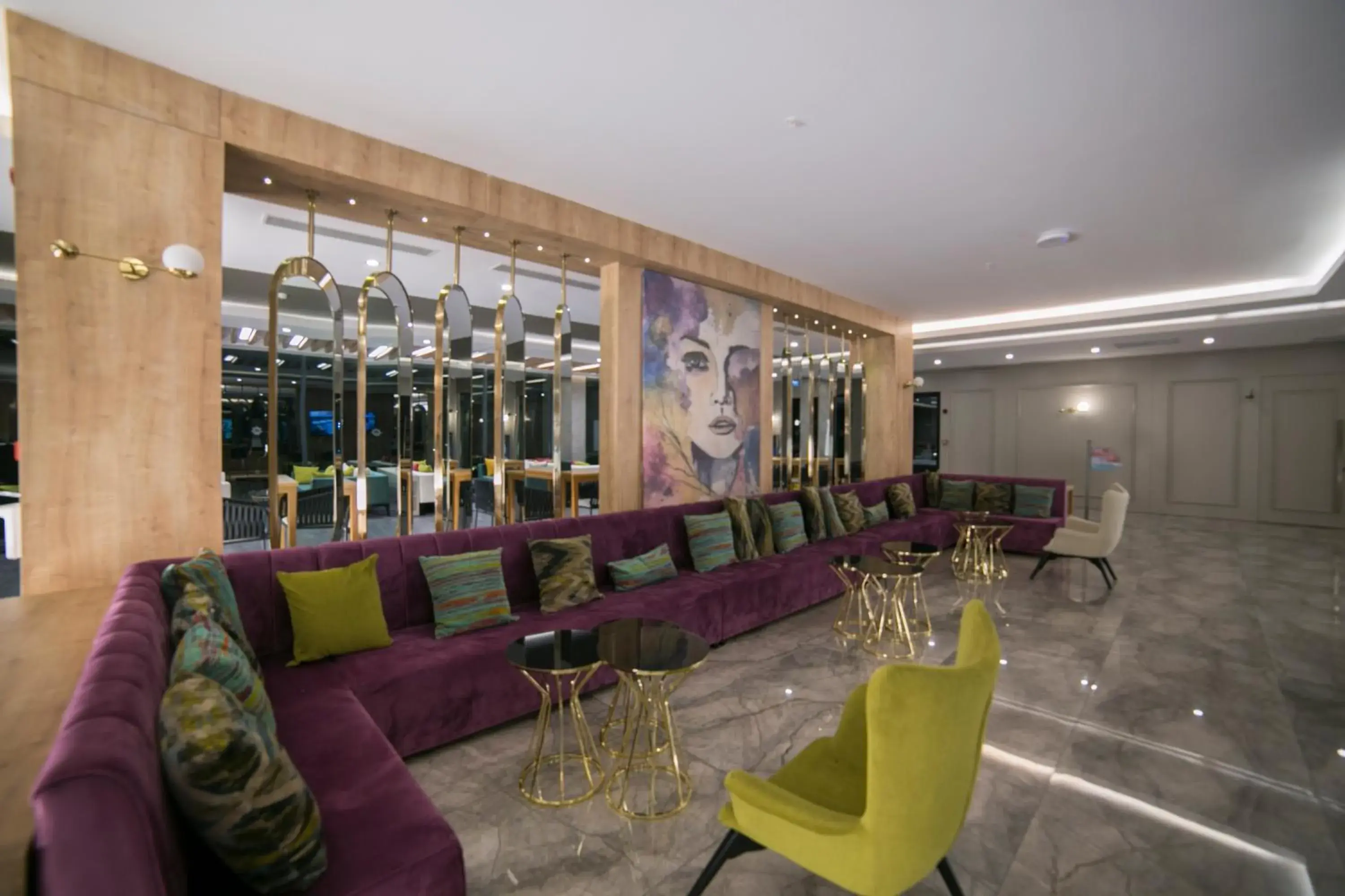 Lobby or reception, Lounge/Bar in Sailor's Beach Club