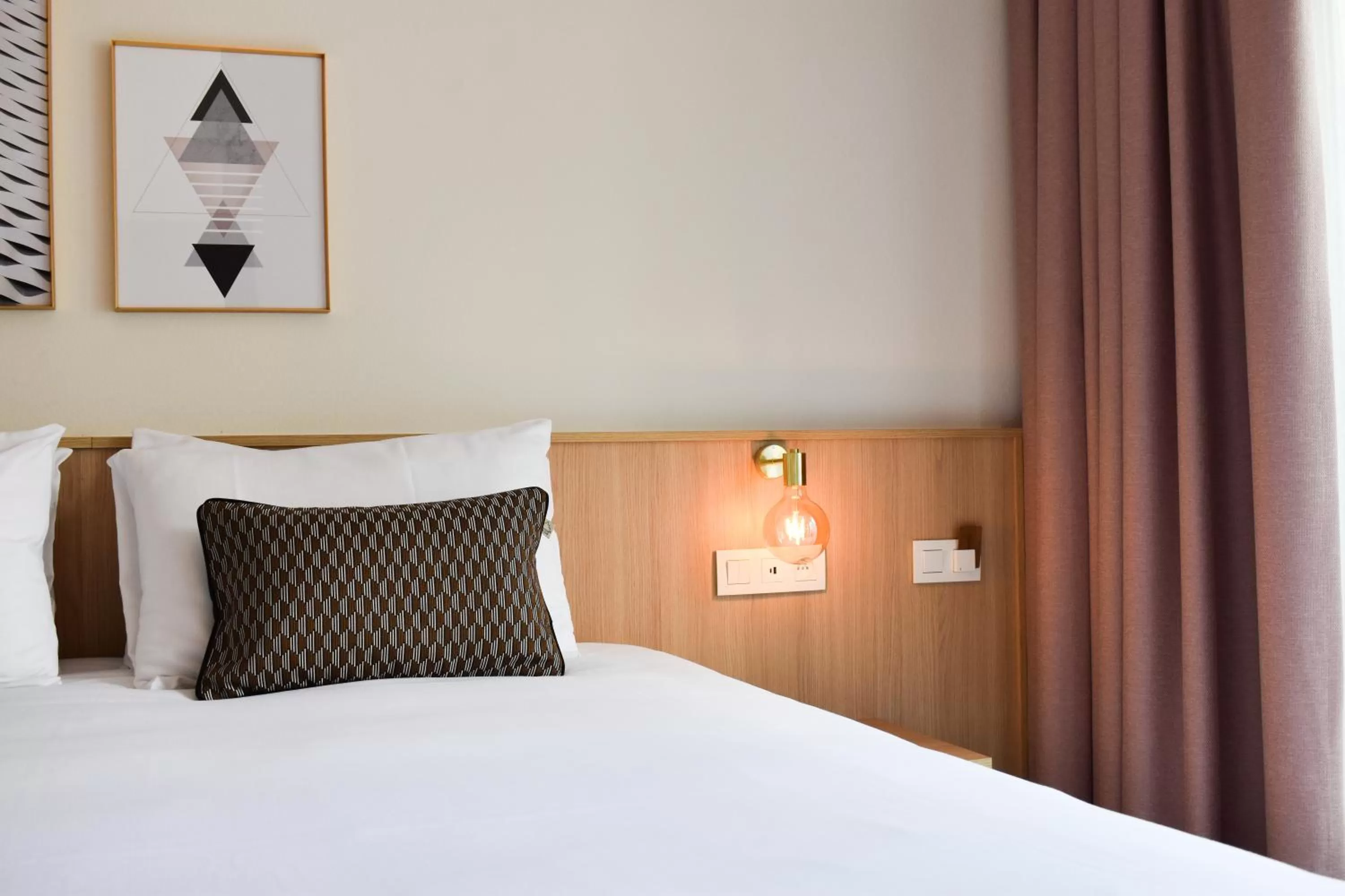 Bedroom, Bed in C-Hotels Continental