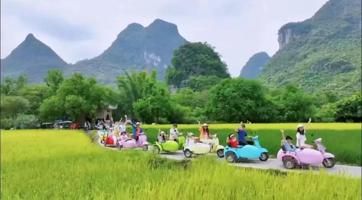 Yangshuo Moondance Hotel