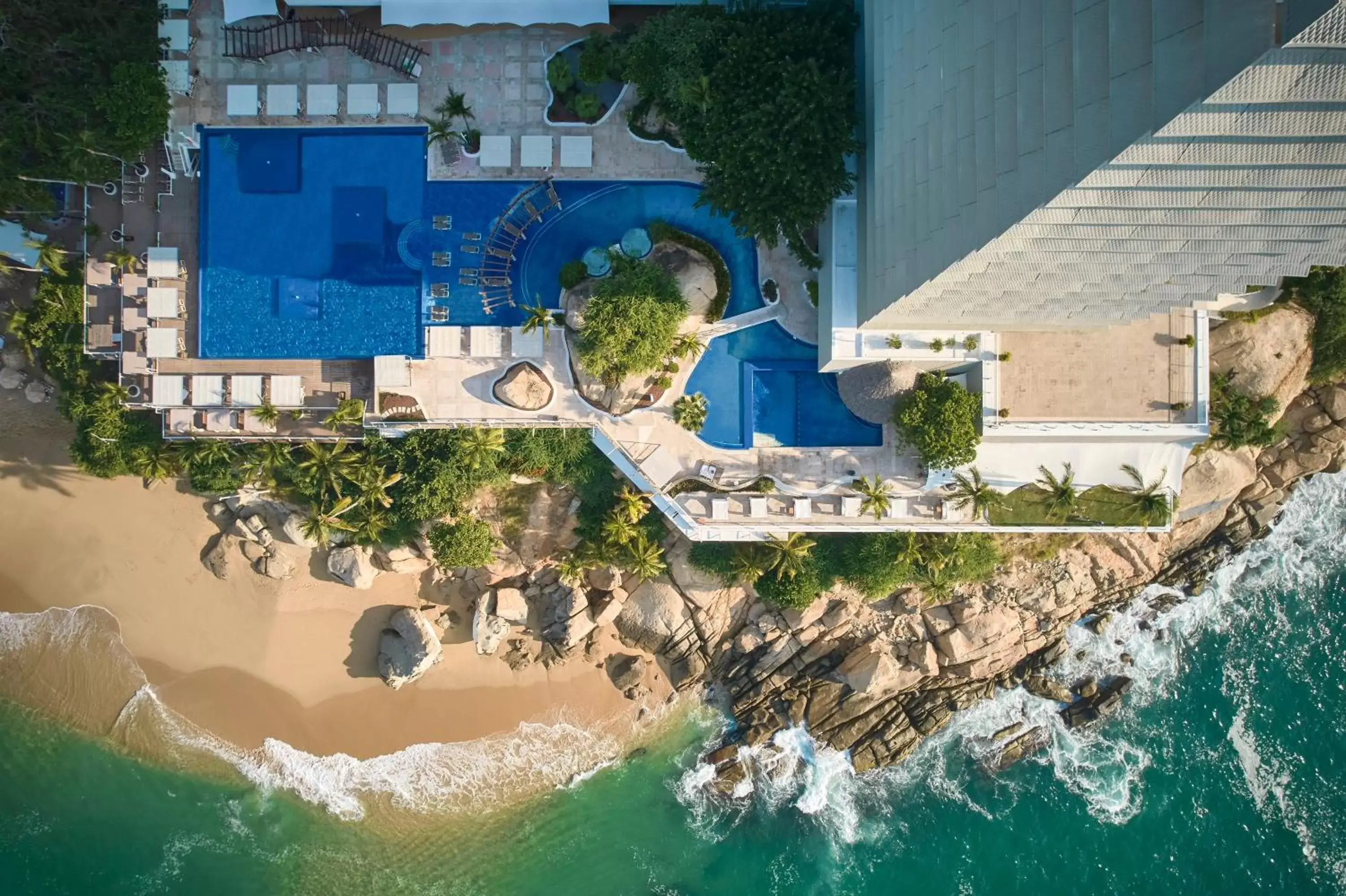 Property building, Bird's-eye View in Fiesta Americana Acapulco Villas