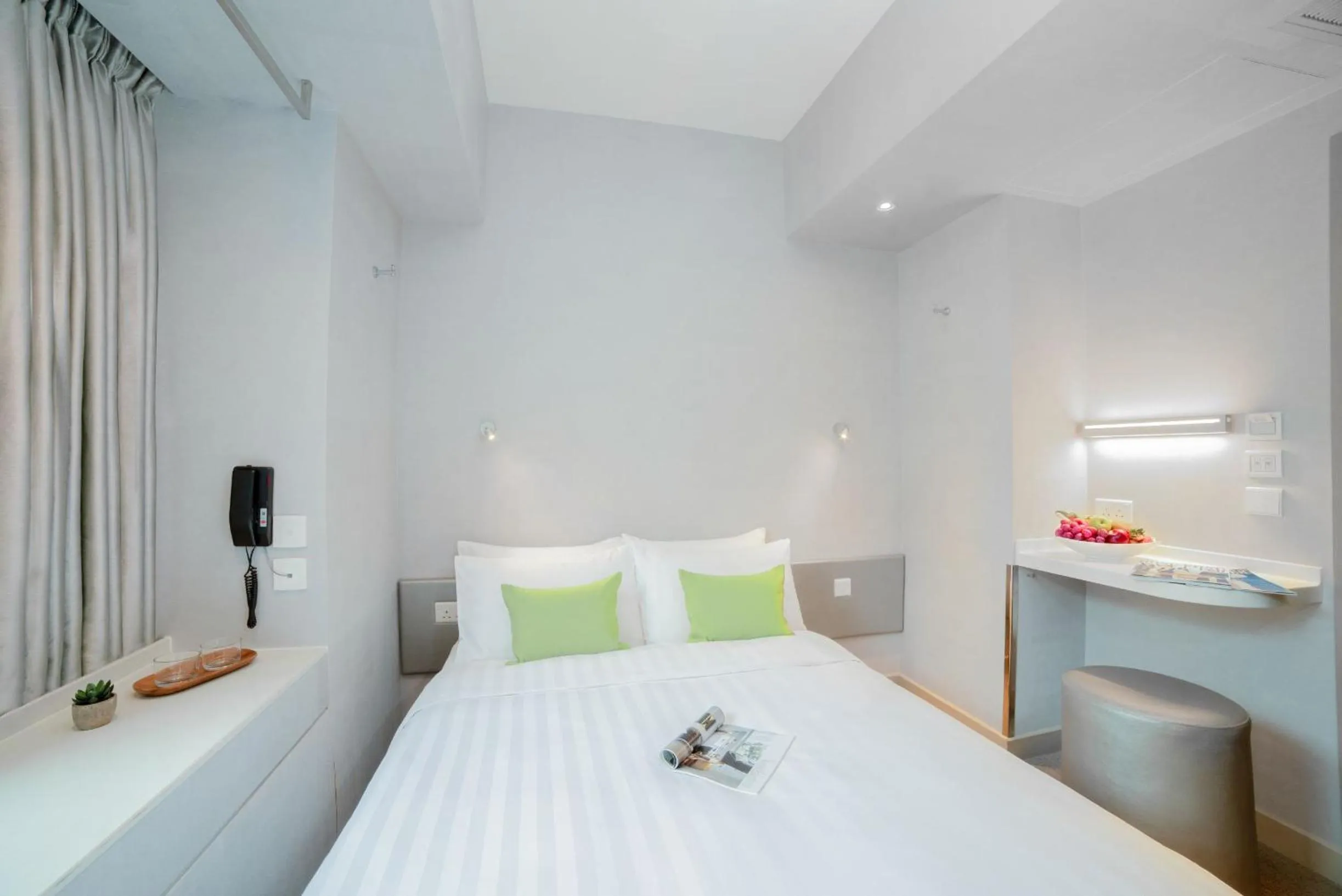 Bed in Hotel Ease Mong Kok