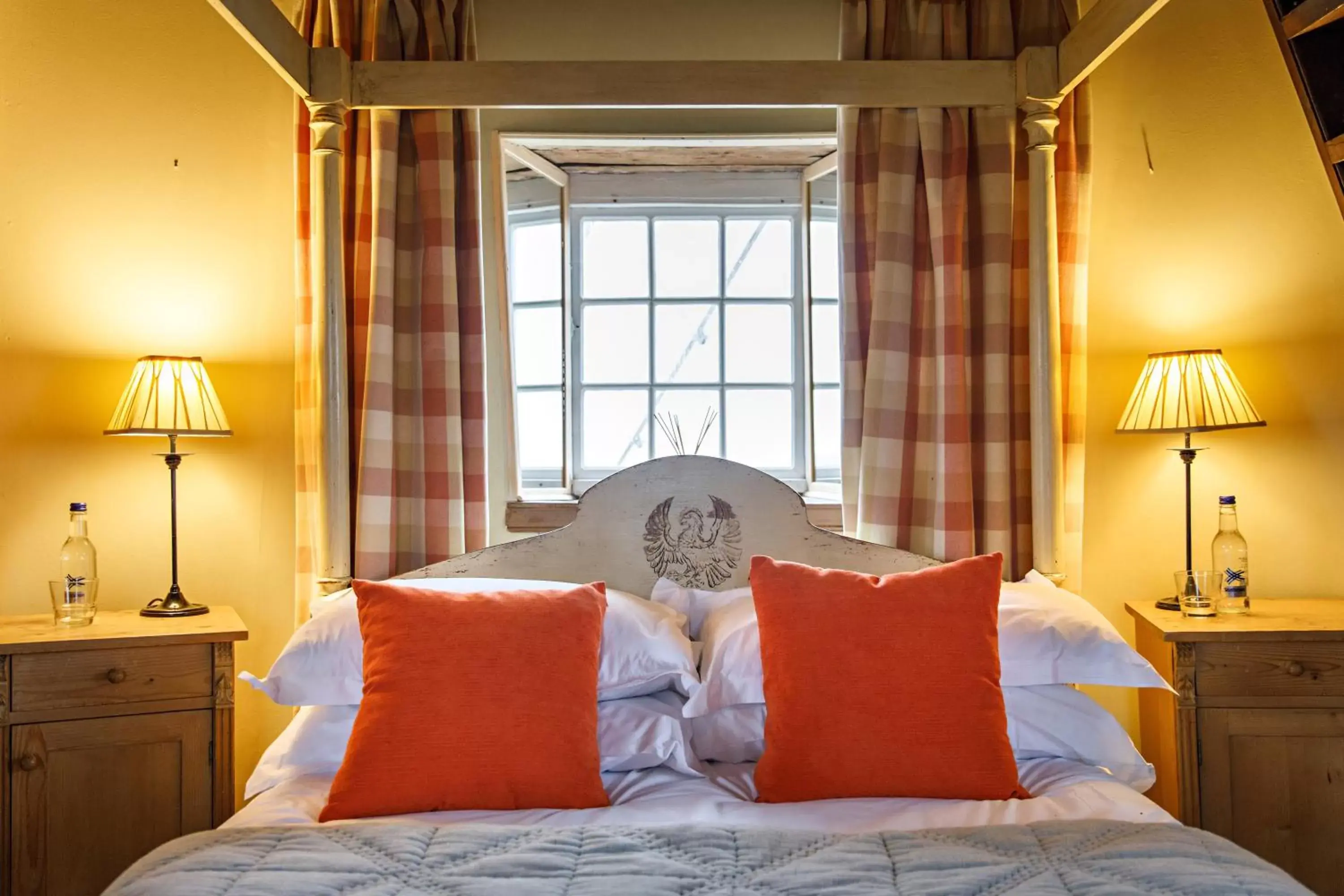 Bedroom, Bed in Cley Windmill