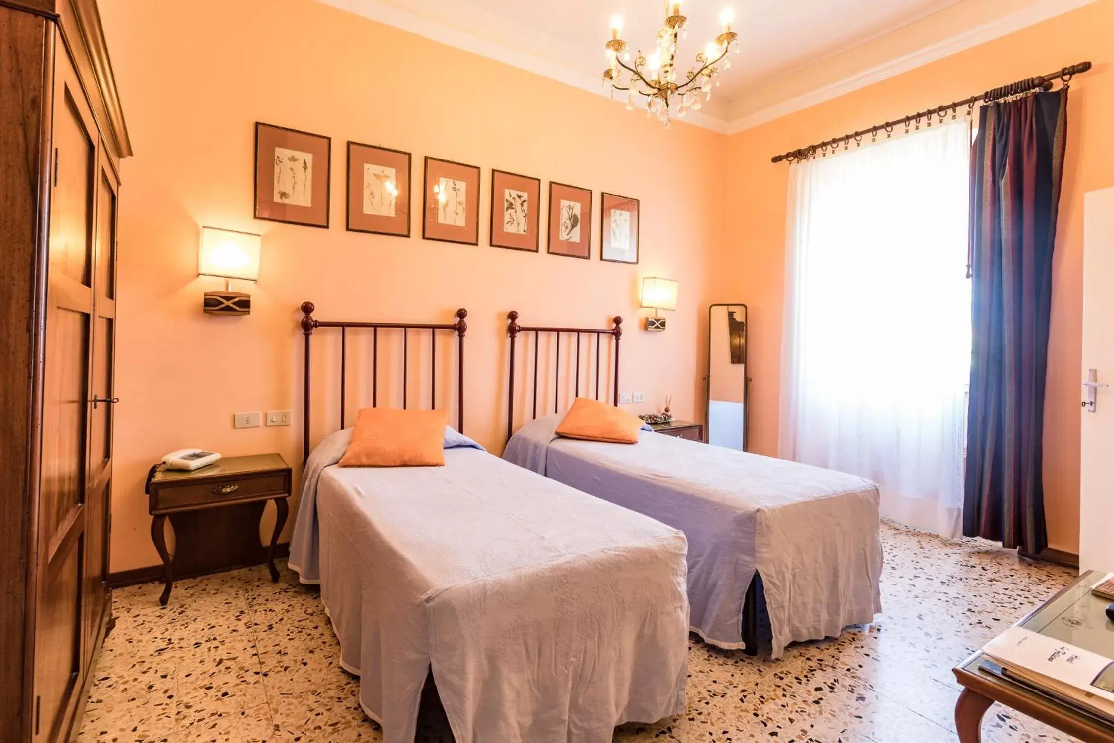 Photo of the whole room, Bed in Albergo La Felicina - Mugello