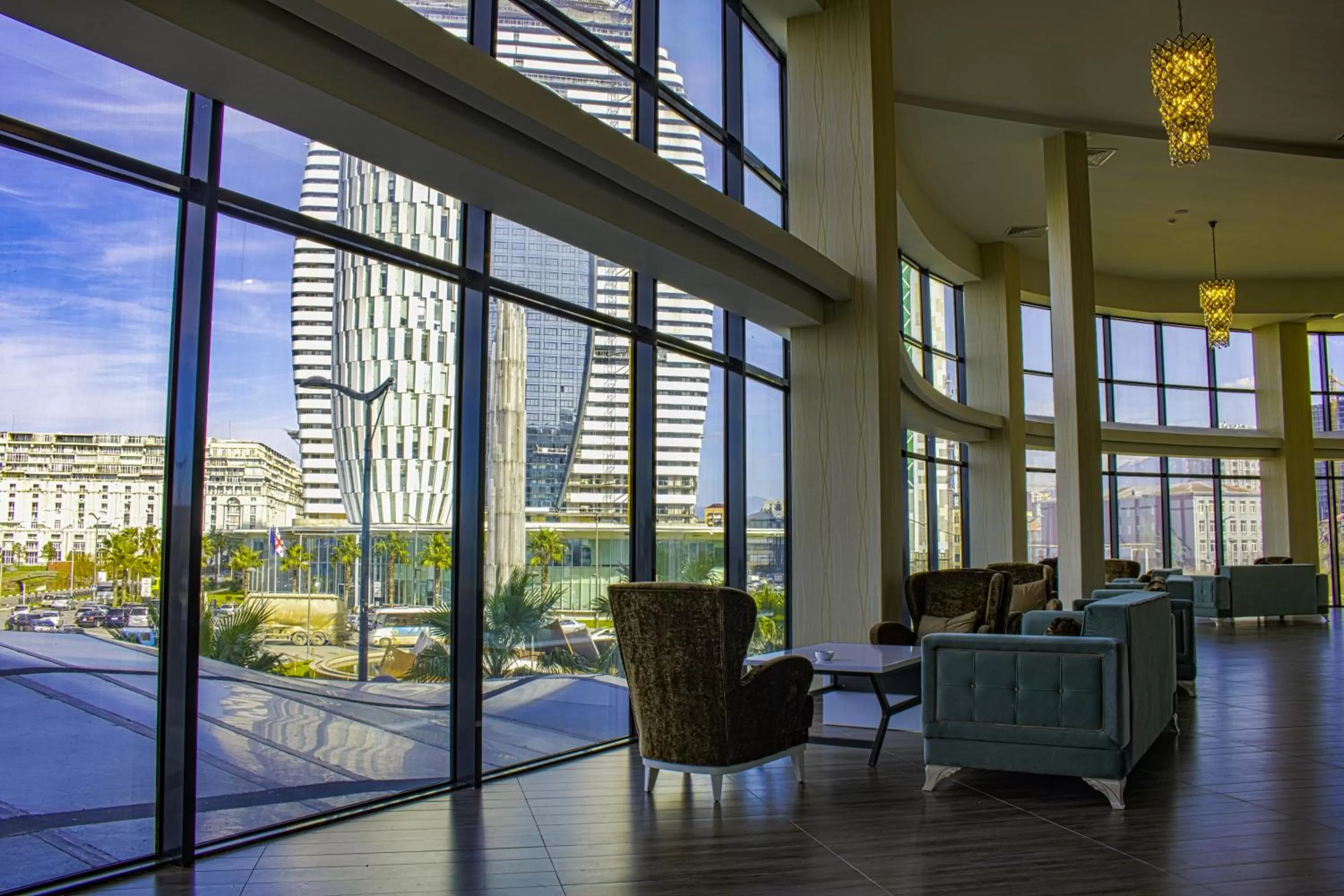 Communal lounge/ TV room in Sky Tower King Hotel