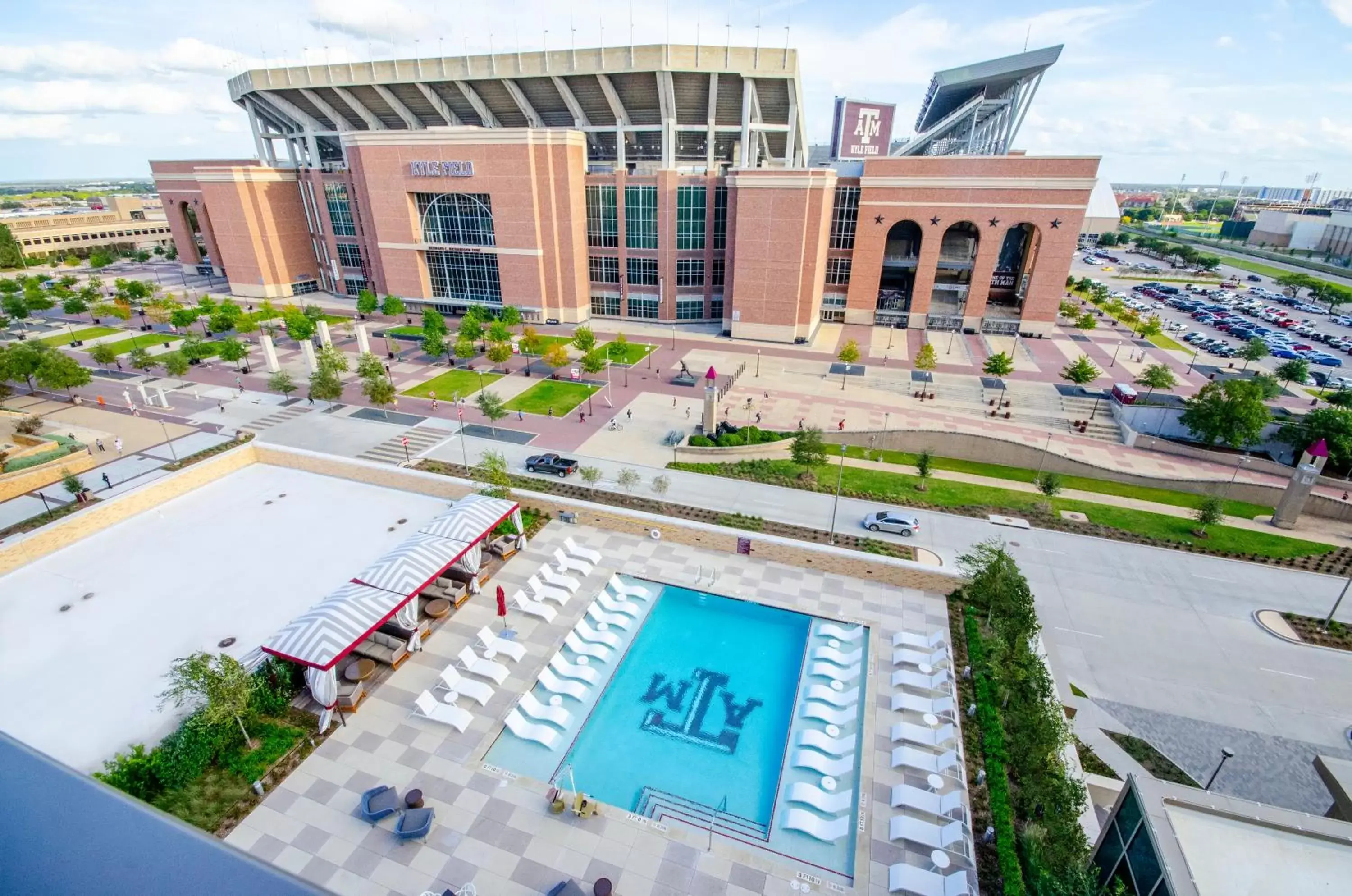 Bird's eye view, Pool View in Texas A&M Hotel and Conference Center