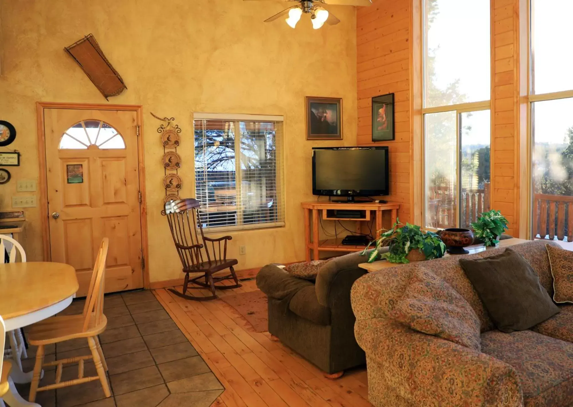 Seating Area in Zion Ponderosa Ranch Resort