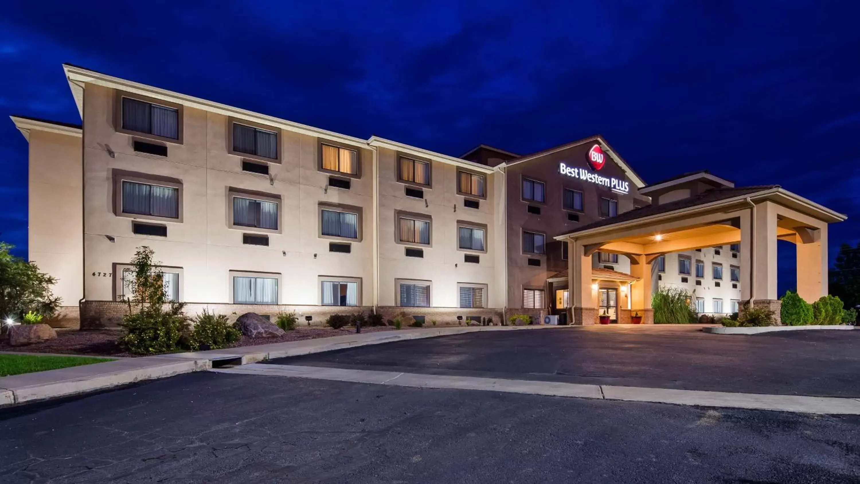 Property Building in Best Western Plus Eagleridge Inn & Suites