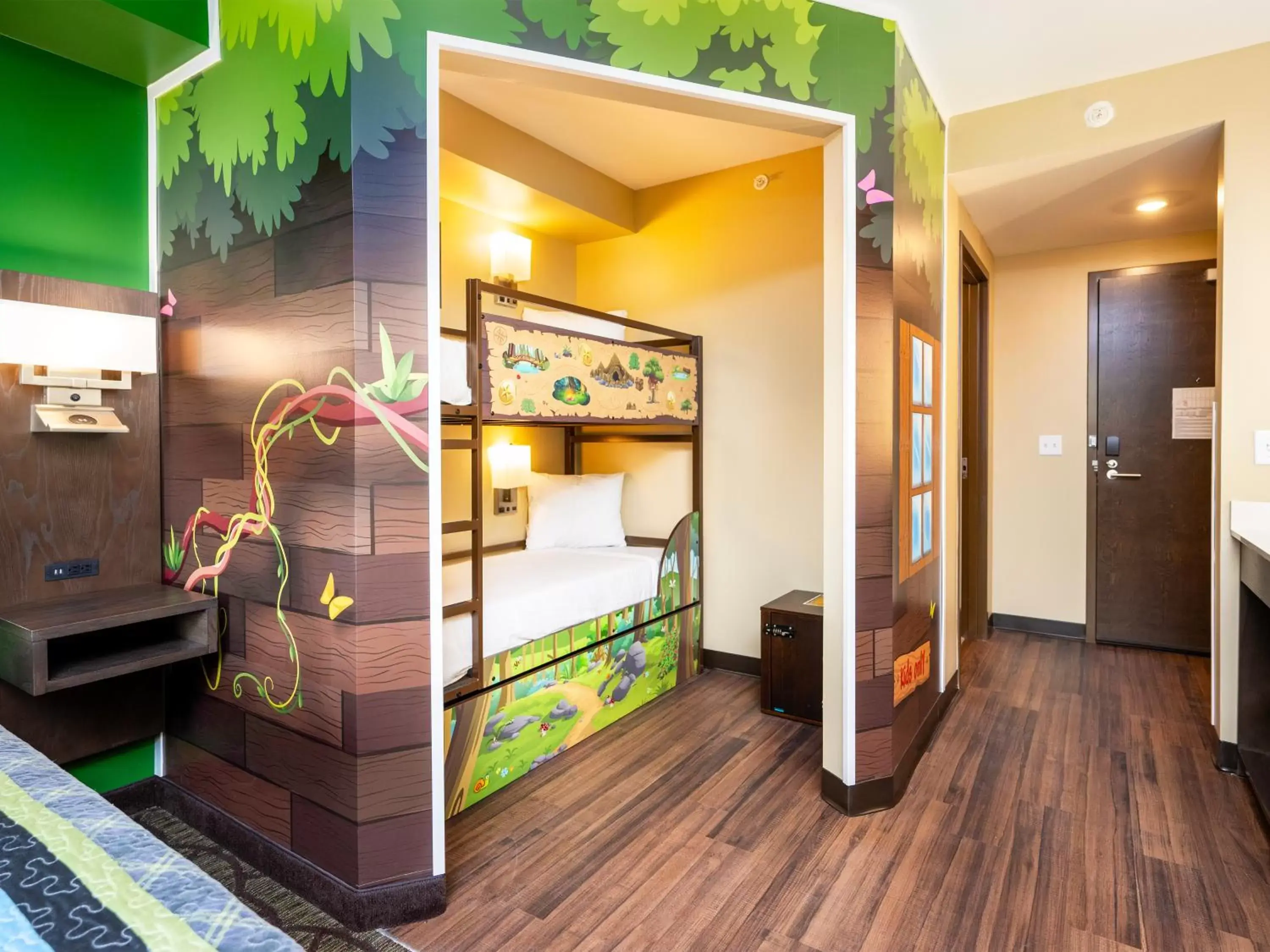 Bunk Bed in Country Cascades Waterpark Resort