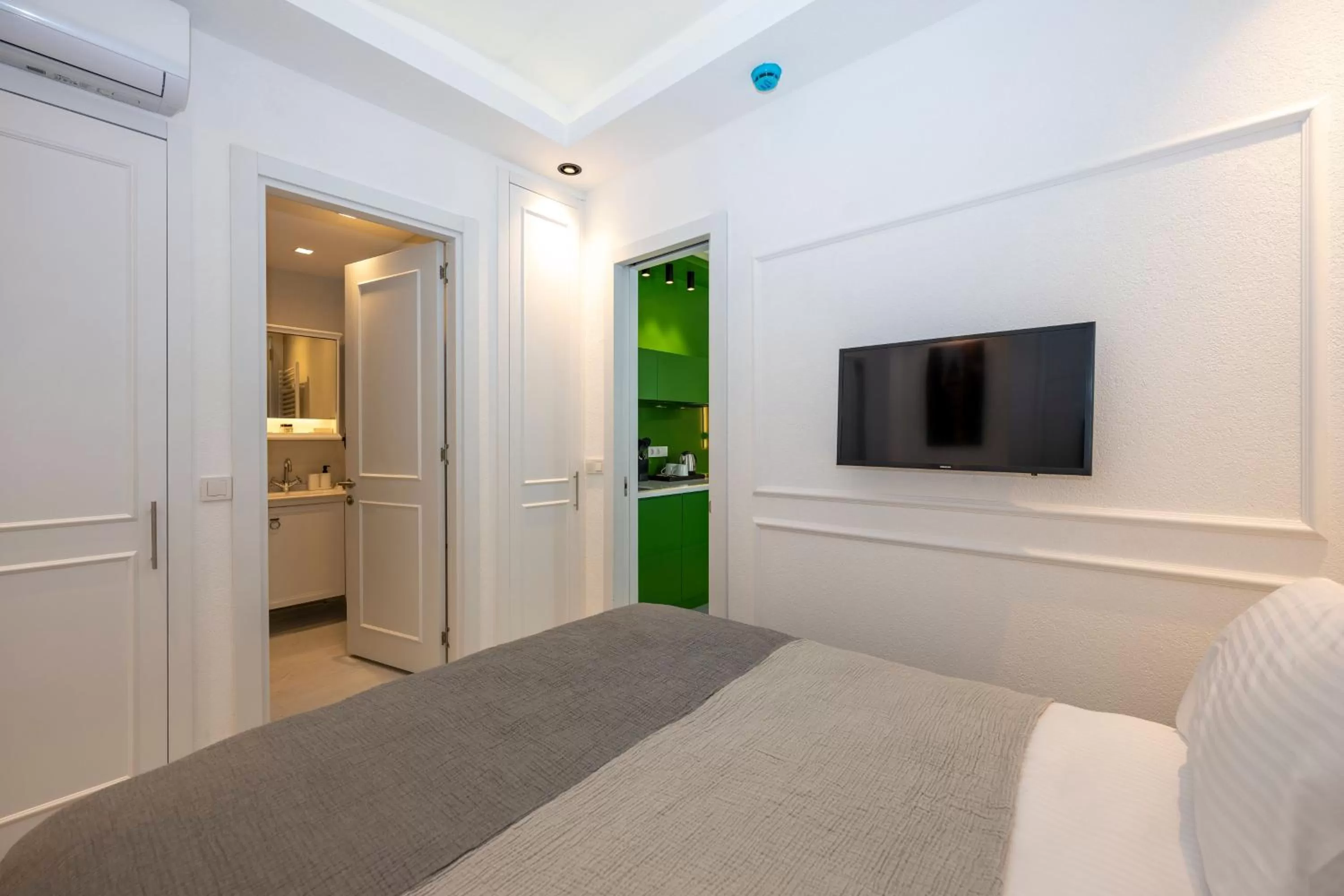 Bedroom, Bed in Juno Hotel Taksim