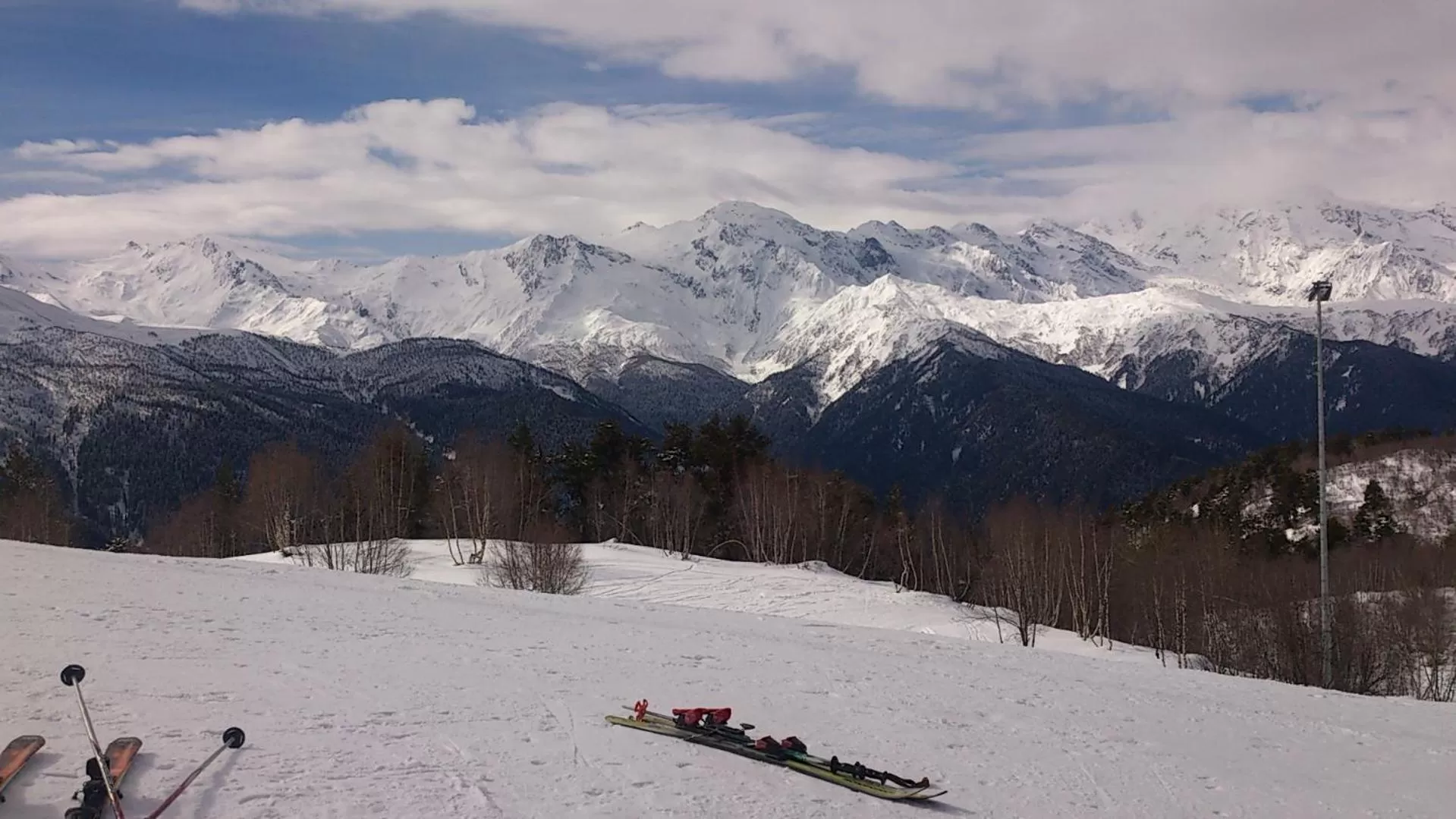 Skiing in Hotel Svanseti