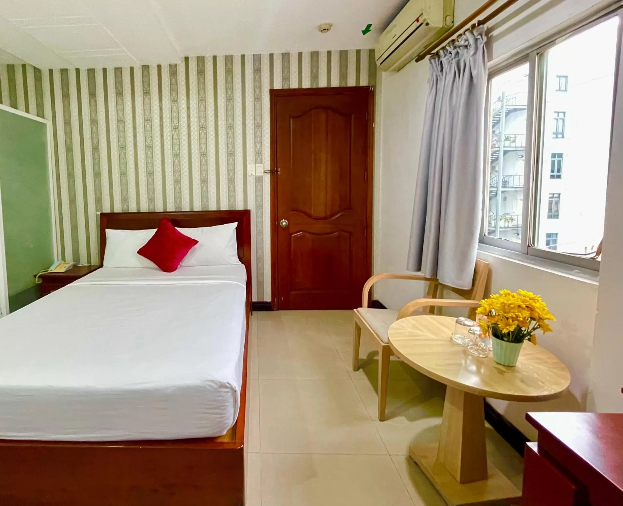 Bed in Gold hotel, Saigon