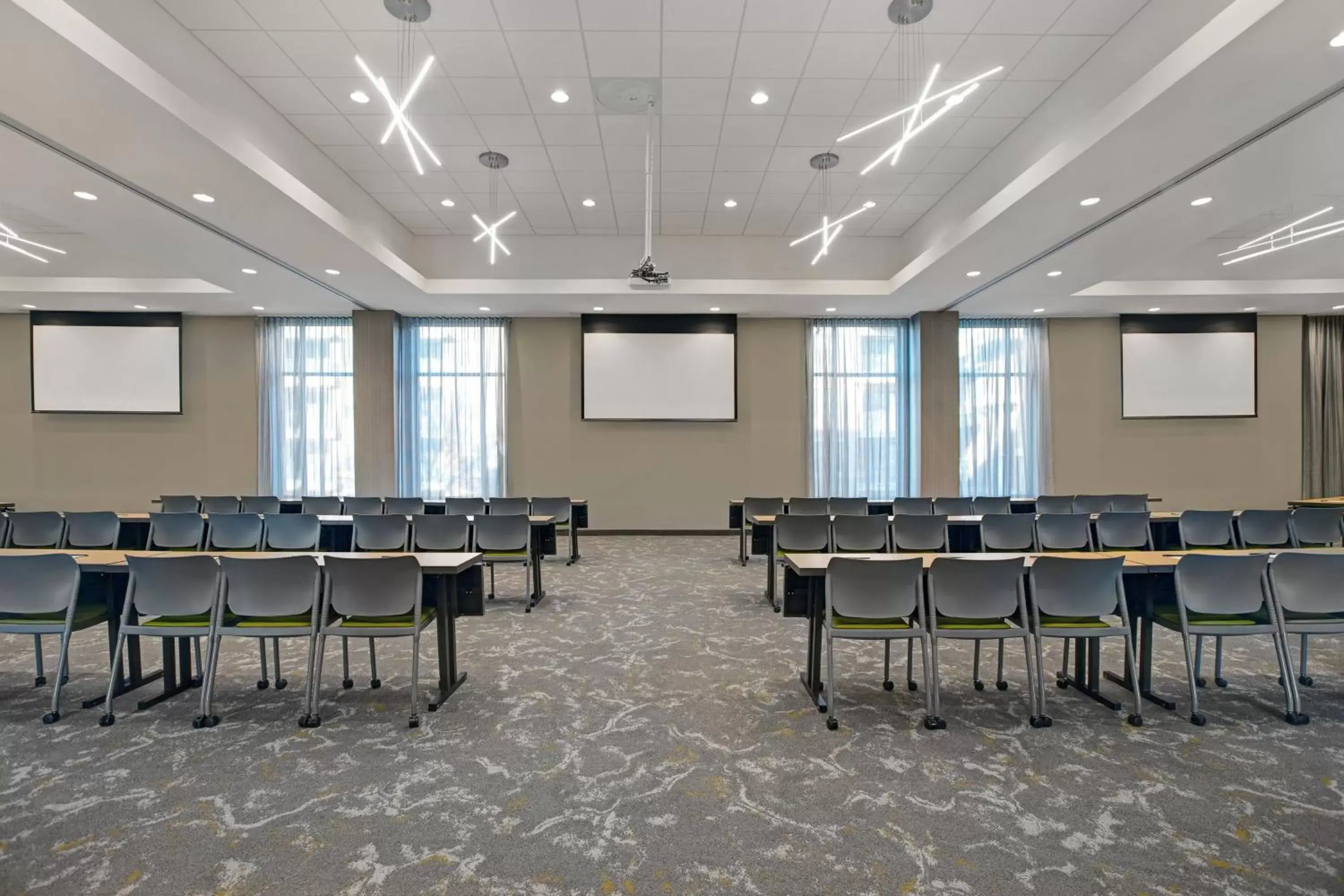 Meeting/conference room in SpringHill Suites by Marriott Franklin Cool Springs