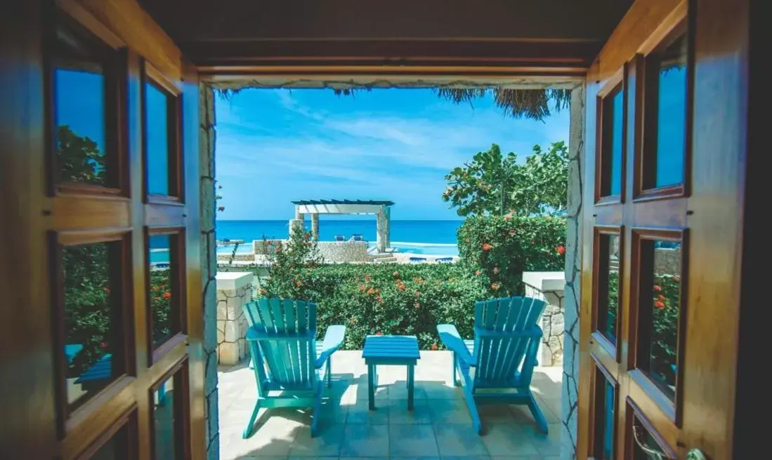 Balcony/Terrace in Ocean Cliff Hotel Negril Limited