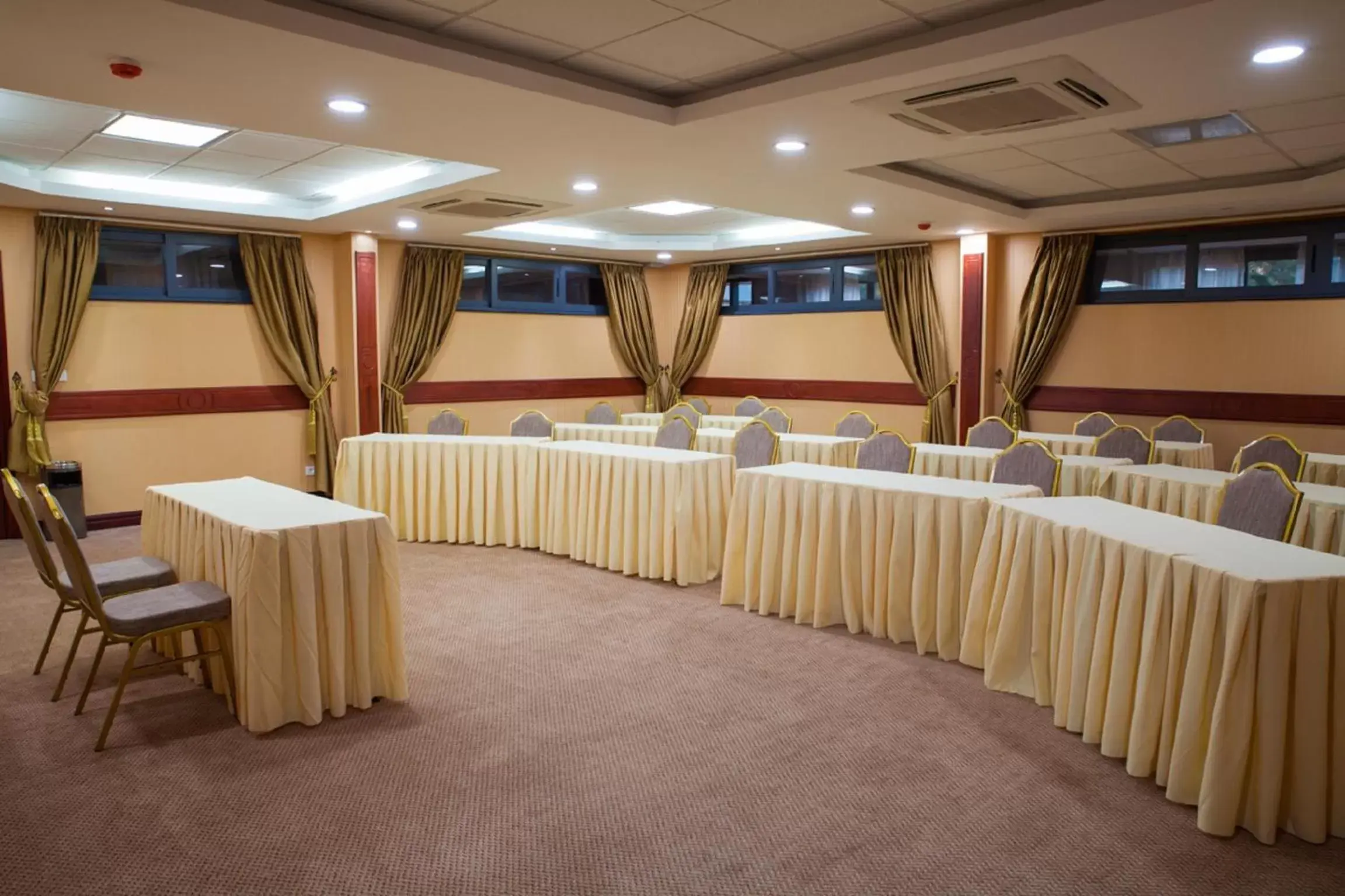 Business facilities in Grand Legacy Hotel