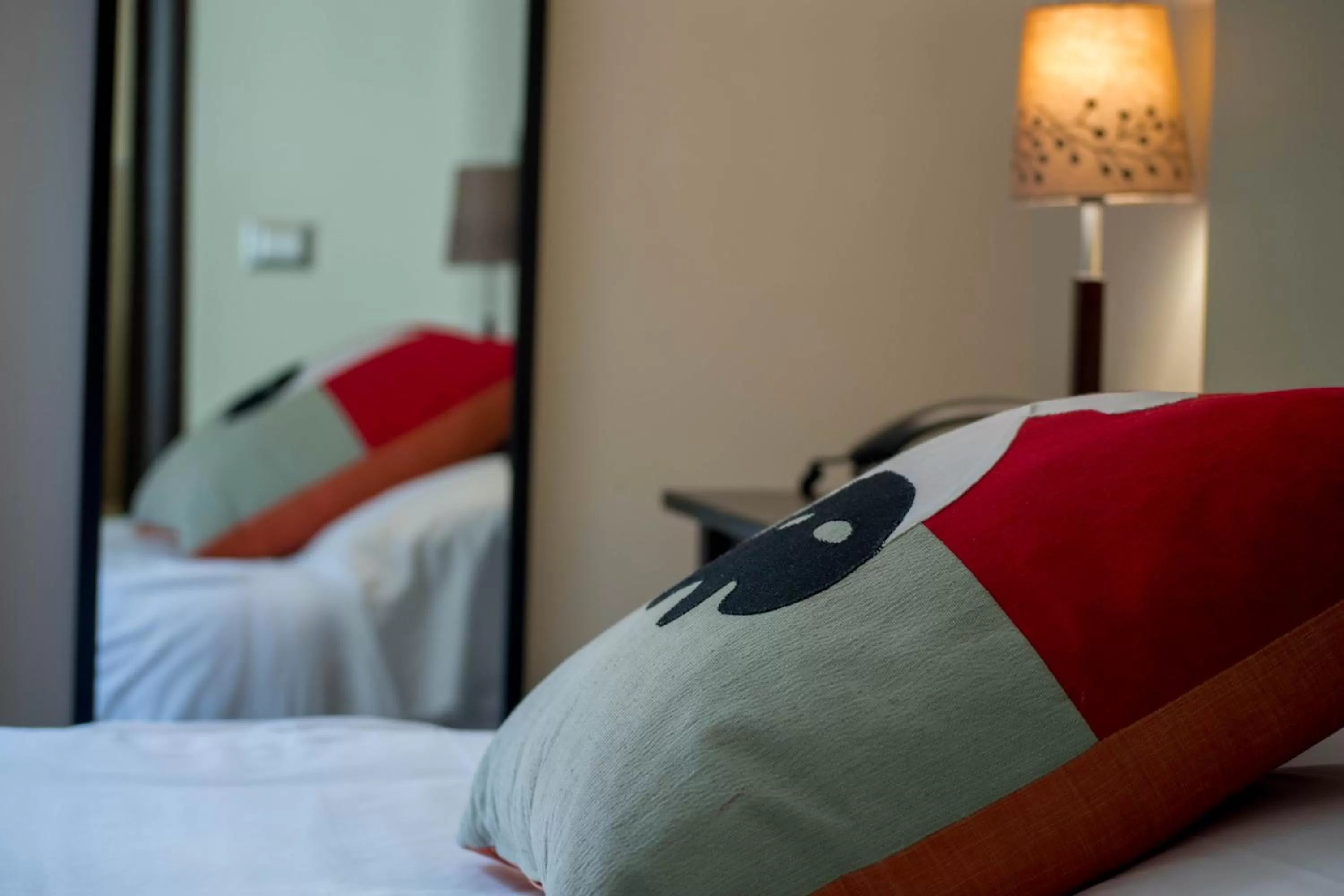 Decorative detail, Bed in Hotel Plebiscito Aparthotel