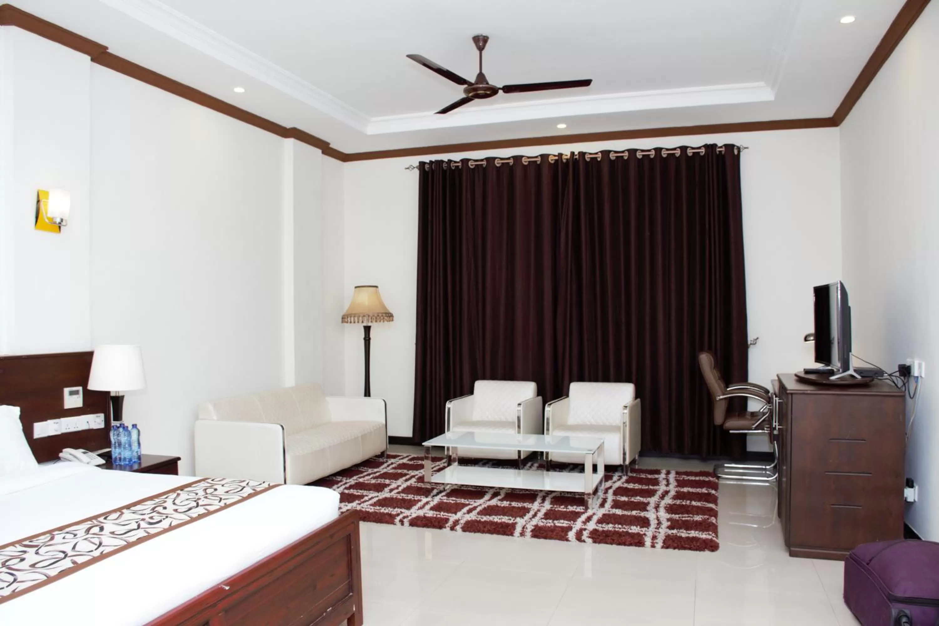 Seating area in Hotel Blue Sapphire