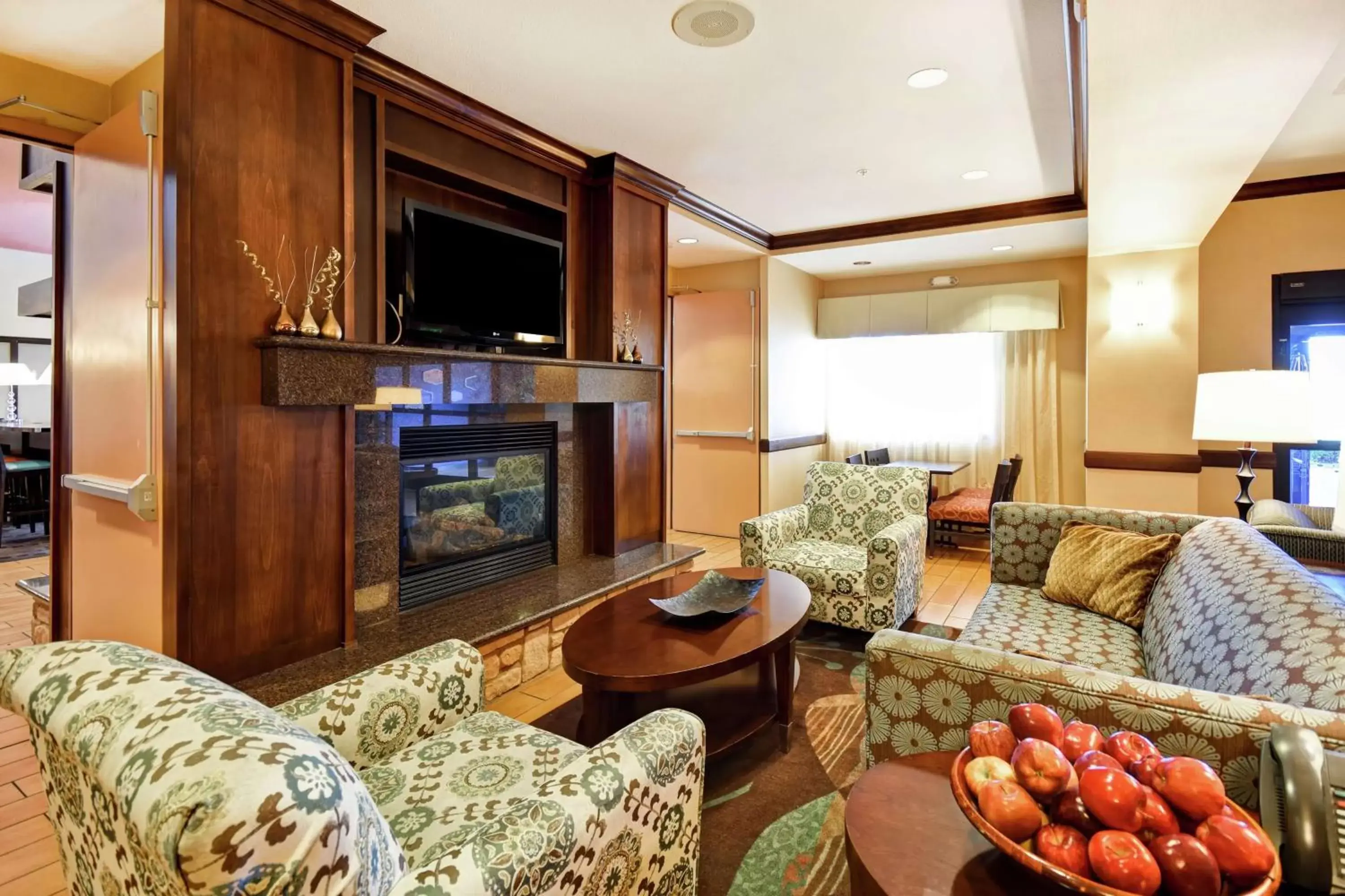 Lobby or reception, Seating Area in Hampton Inn & Suites Folsom