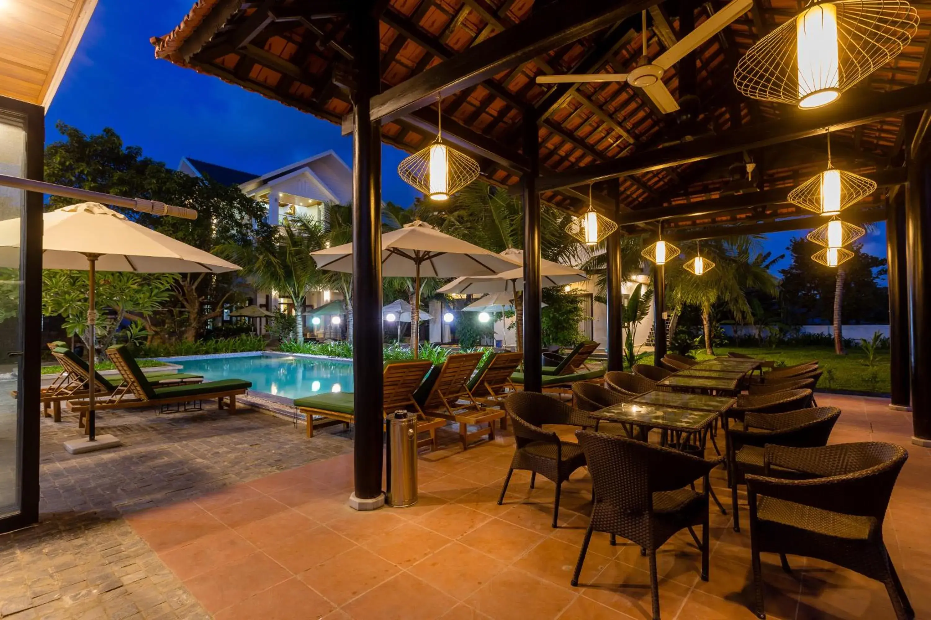 Restaurant/places to eat, Swimming Pool in Hoi An Reverie Villas