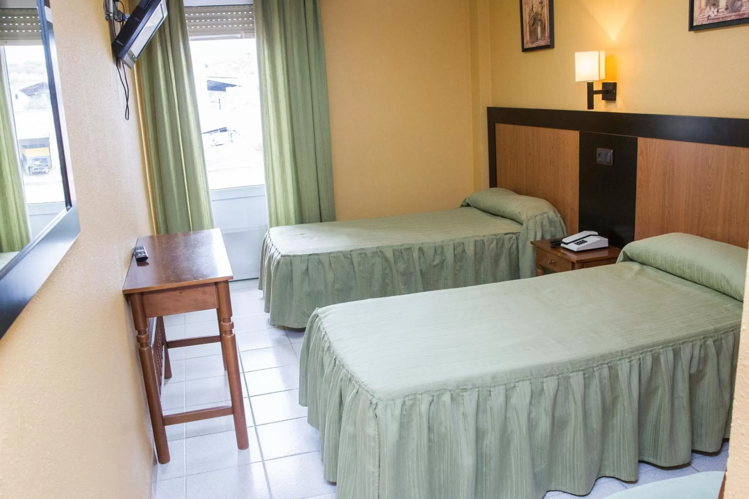 Photo of the whole room, Bed in Hostal La Palmera