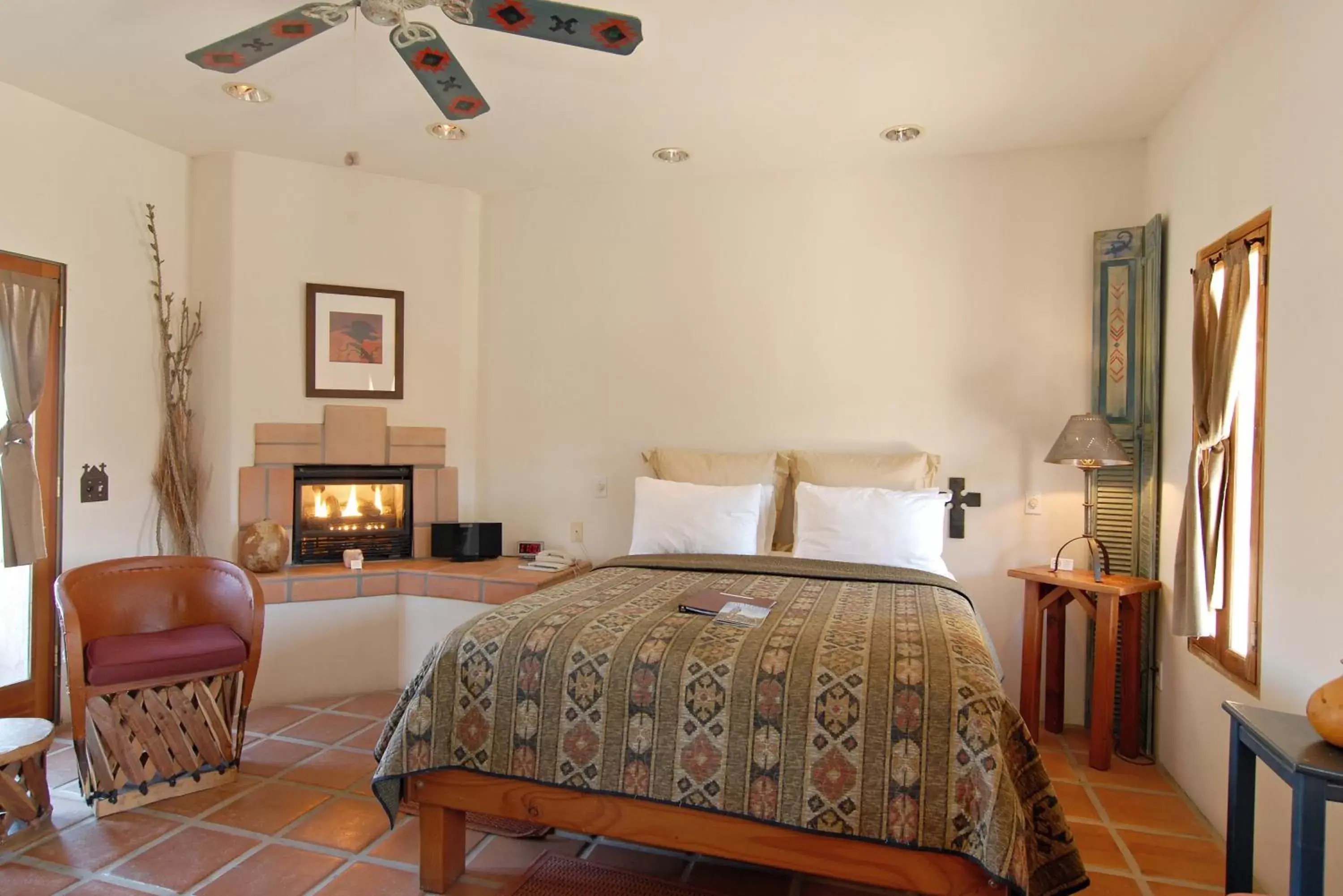 Bed in Borrego Valley Inn