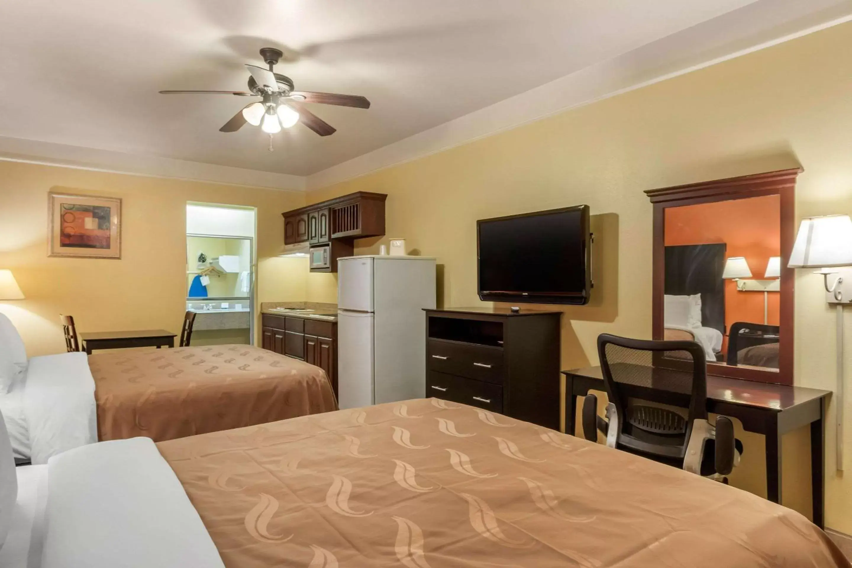 Photo of the whole room, TV/Entertainment Center in Quality Inn & Suites at The Outlets Mercedes/Weslaco