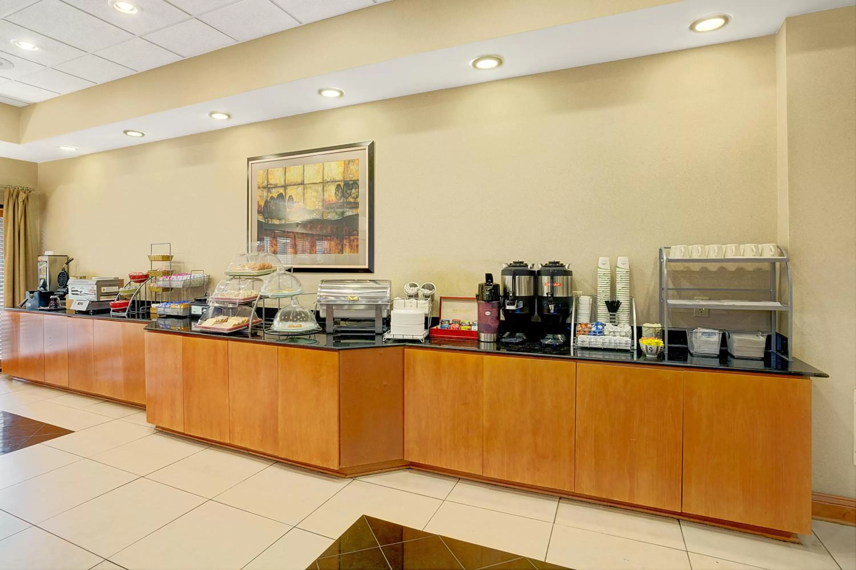 Breakfast in Wingate by Wyndham Atlanta Fairburn