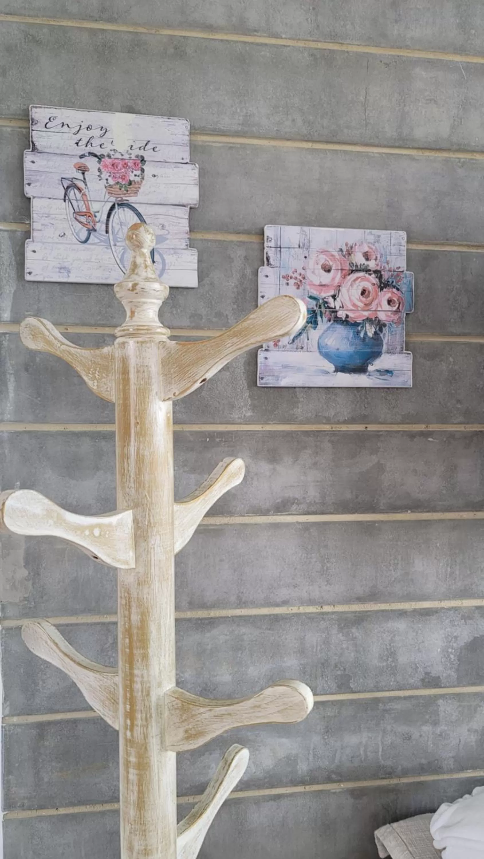 Decorative detail in Casa Ensueño Hogar Boutique