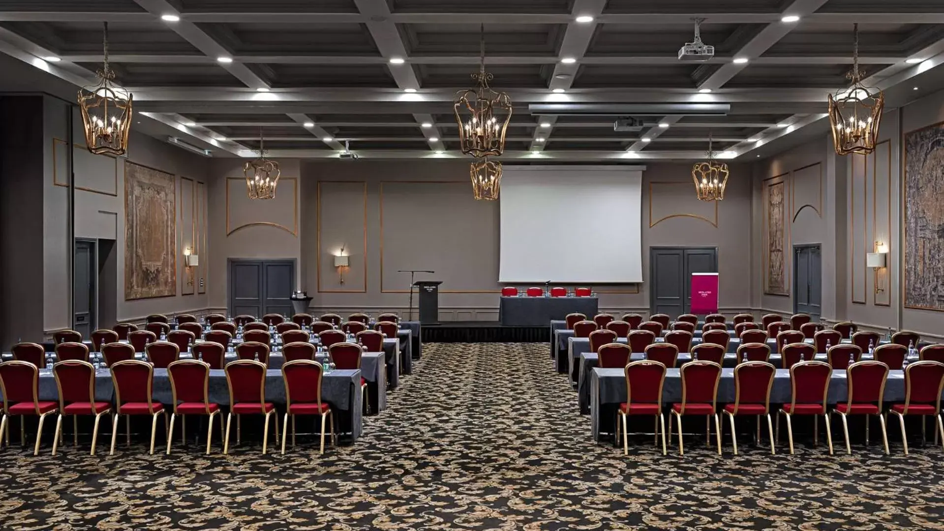 Meeting/conference room in Midlands Park Hotel