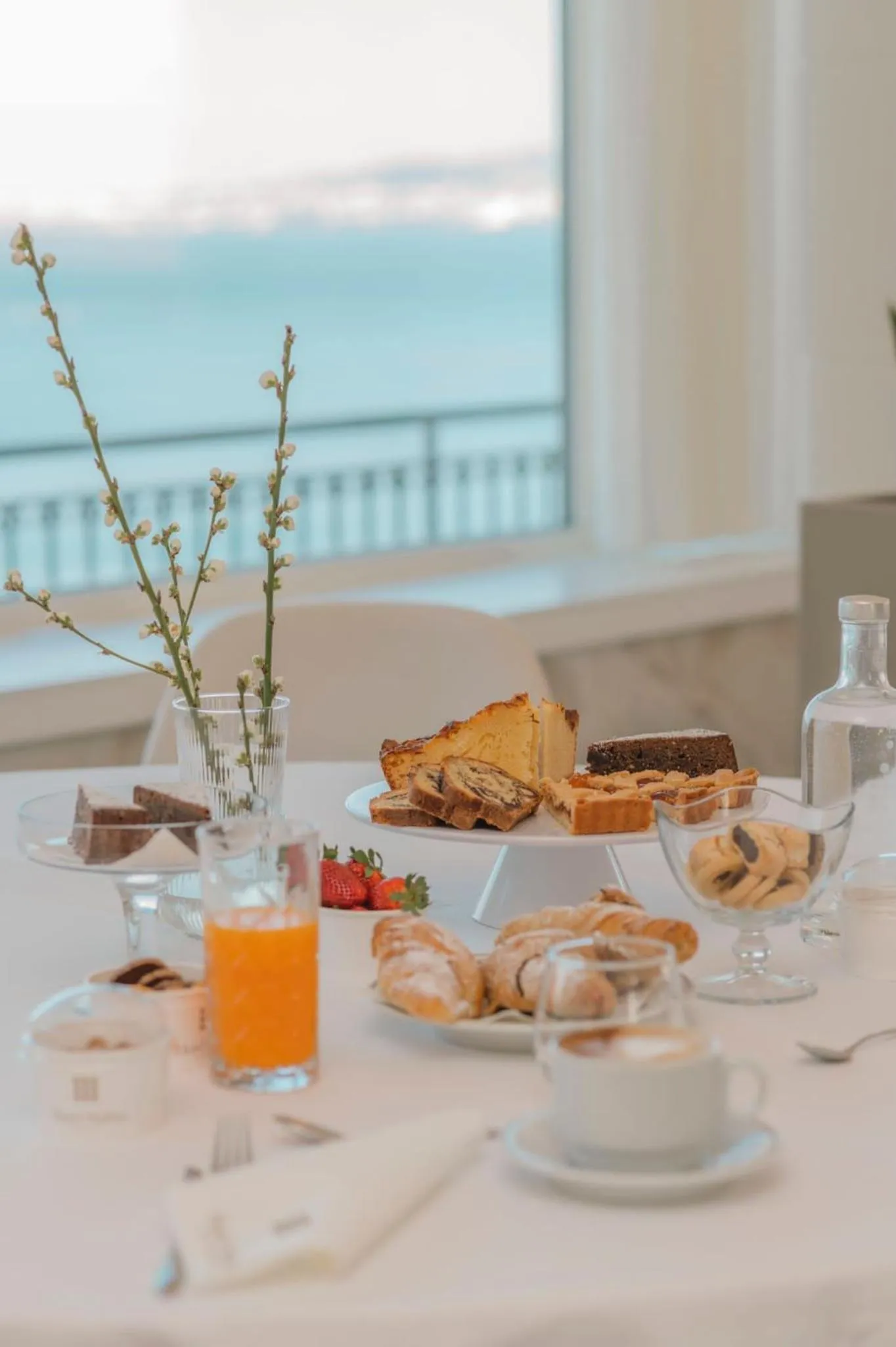 Breakfast in Hotel Stabia