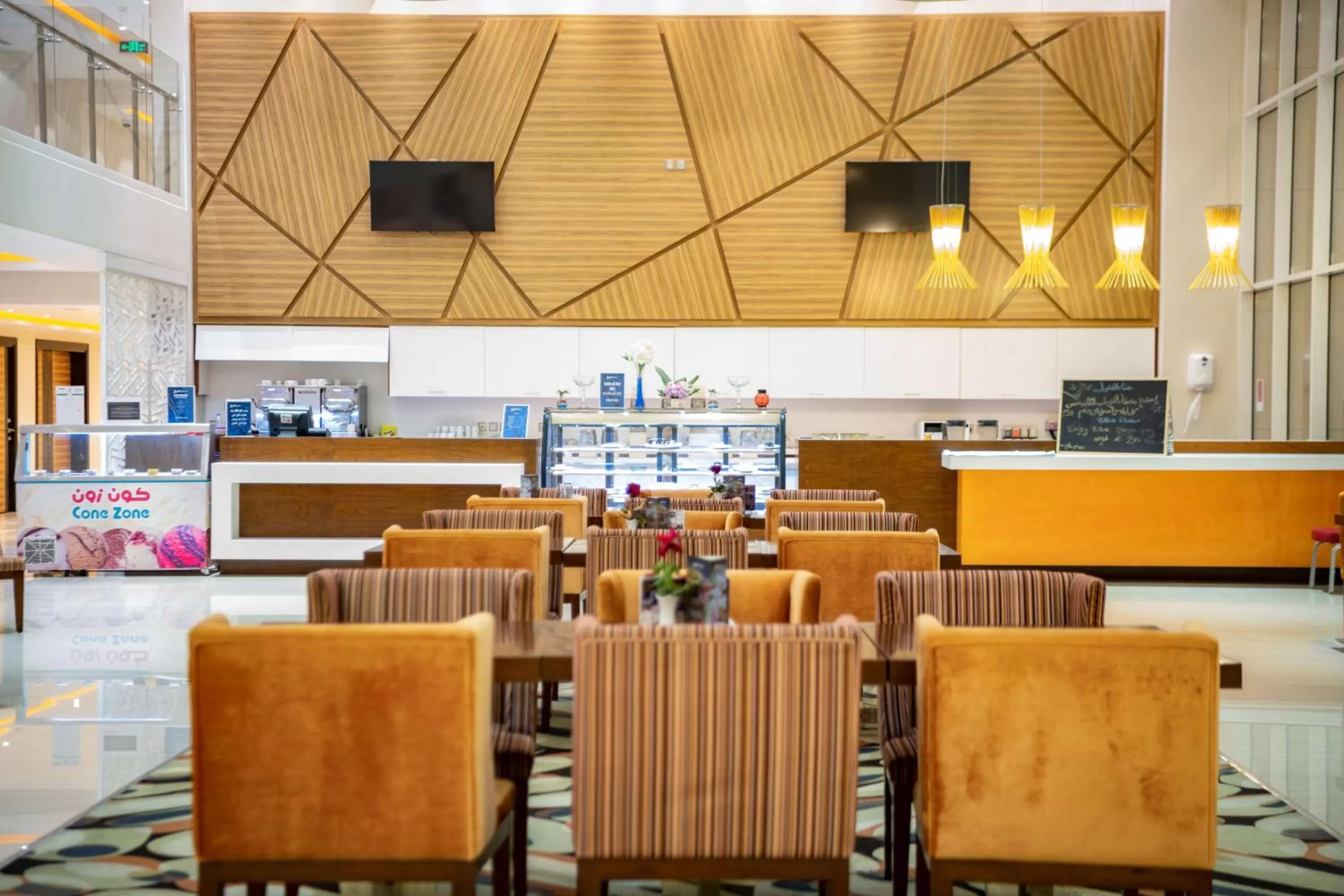 Restaurant/places to eat in Radisson Blu Resort Jizan