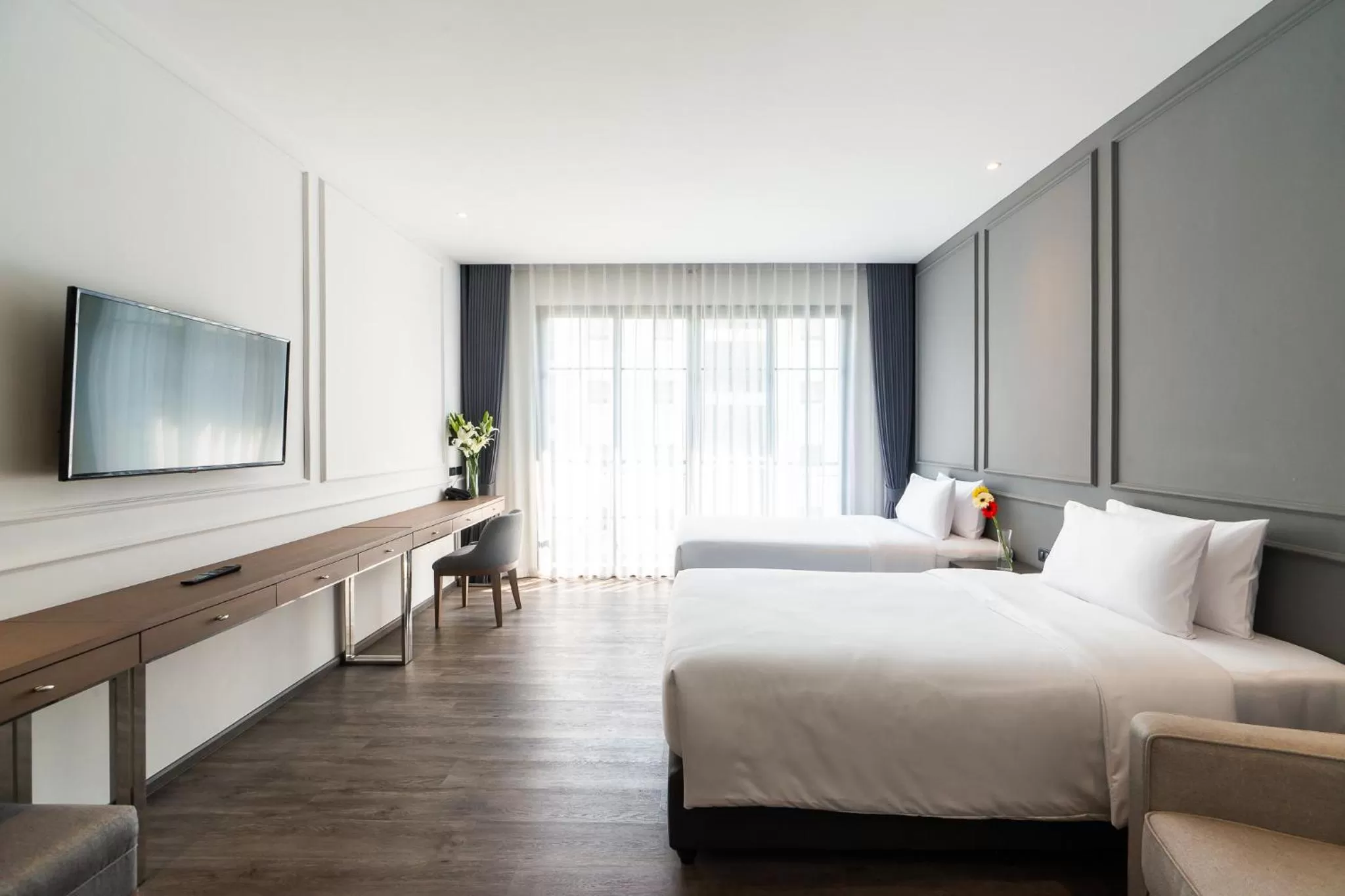 Photo of the whole room, Bed in One Patio Hotel Pattaya - SHA Extra Plus