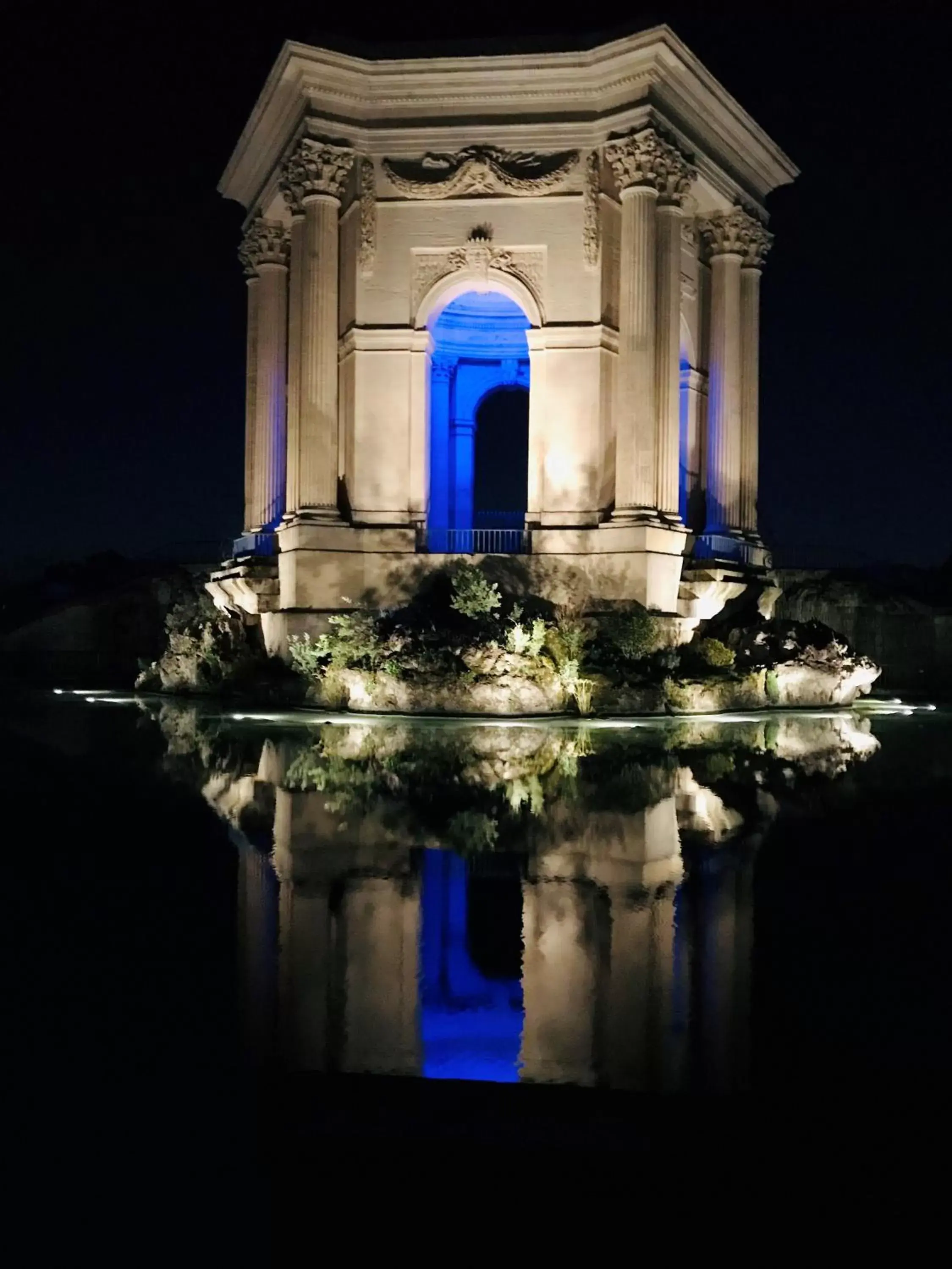 Nearby landmark in Hotel des Arceaux