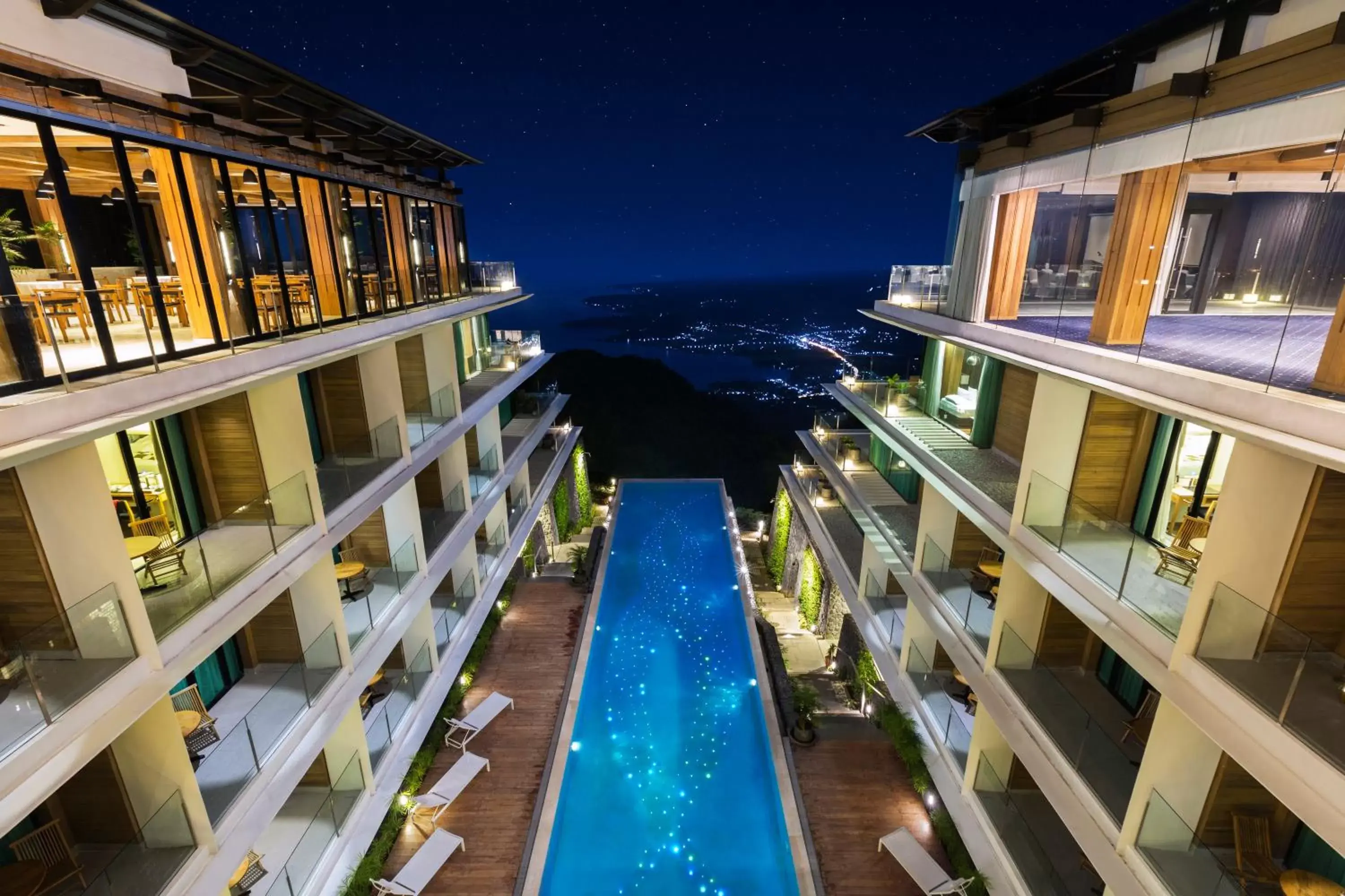 Swimming pool, Pool View in Escala Tagaytay