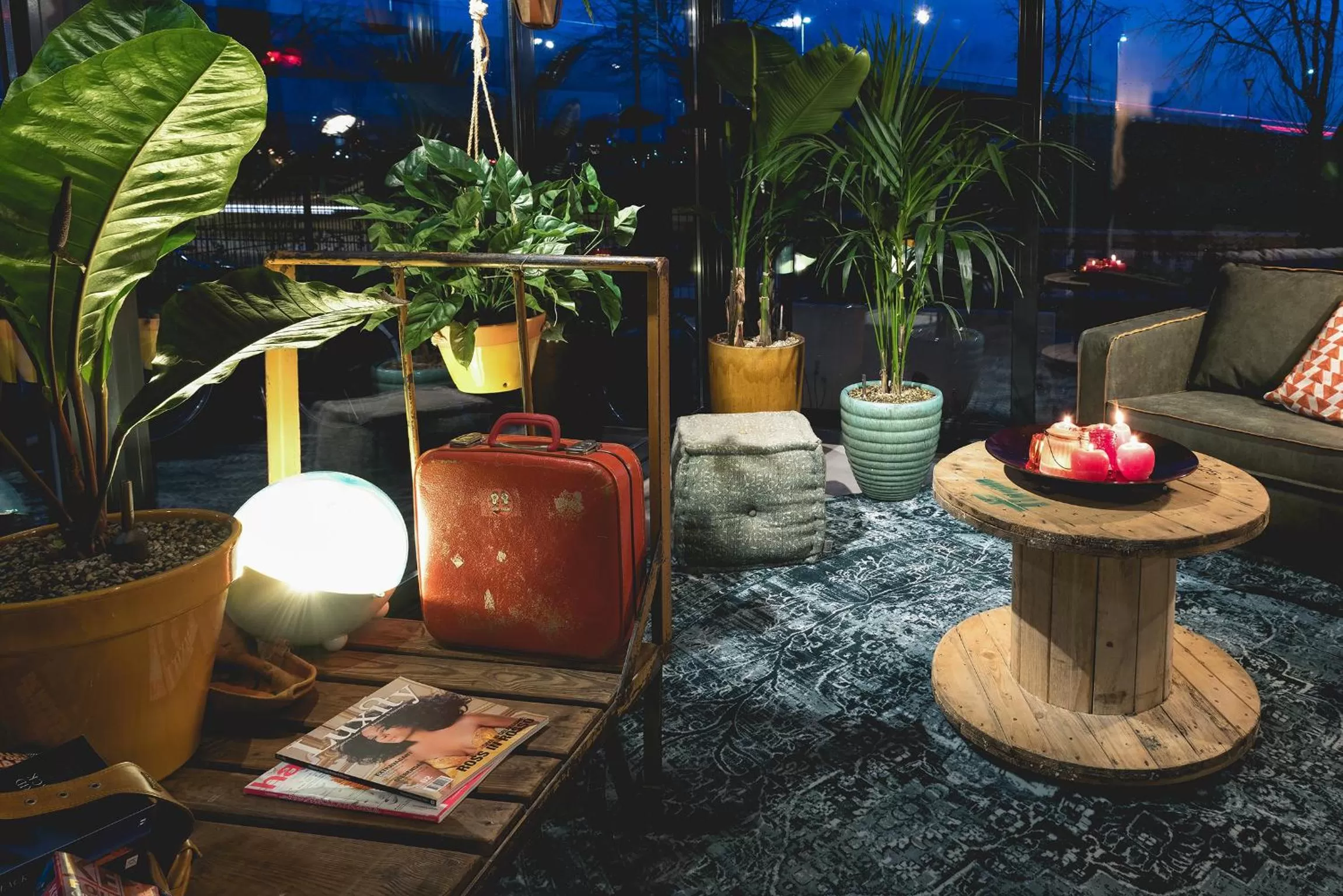 Seating area in Hotel Nimma