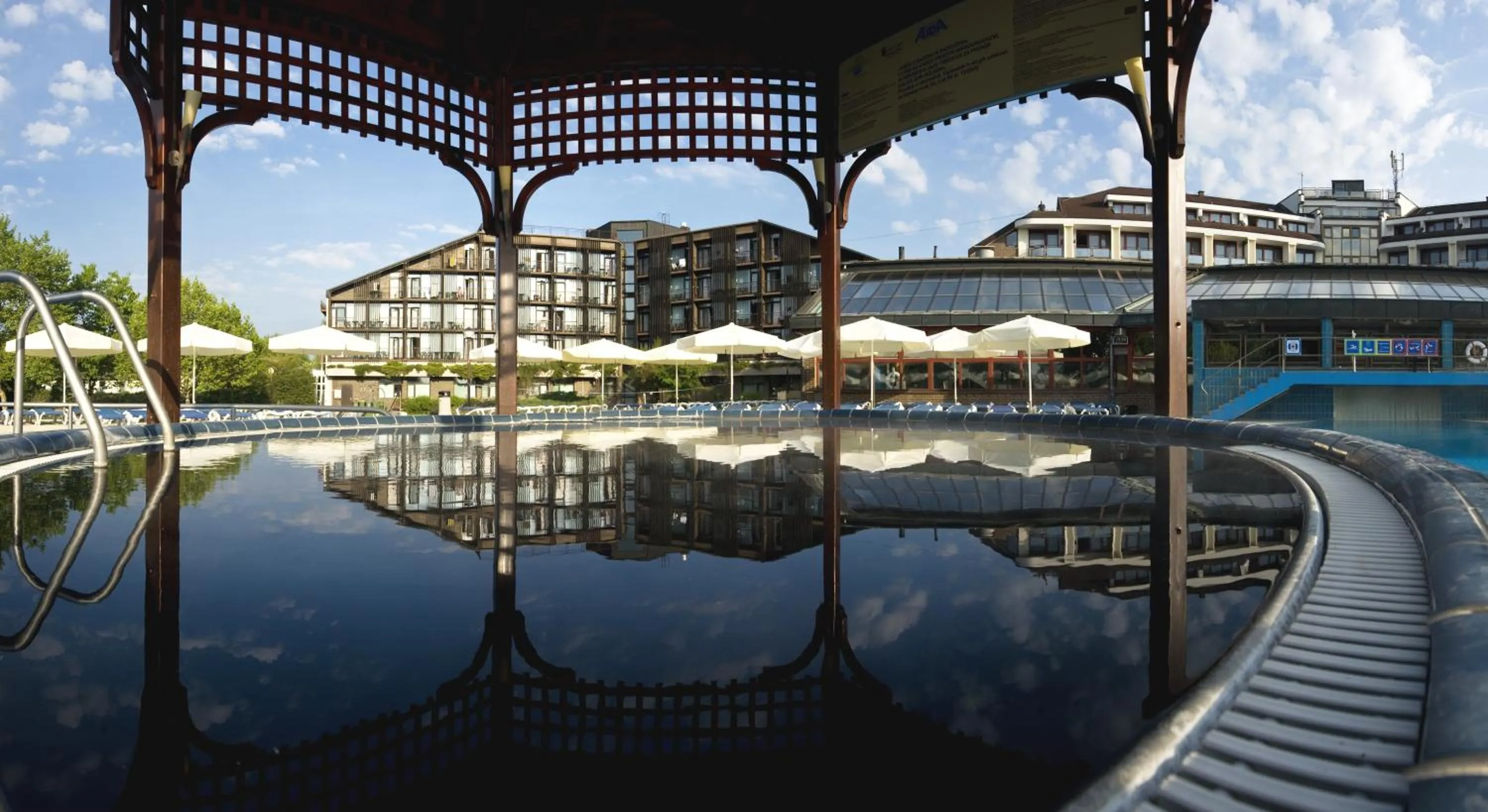 Facade/entrance in Hotel Ajda - Terme 3000 - Sava Hotels & Resorts