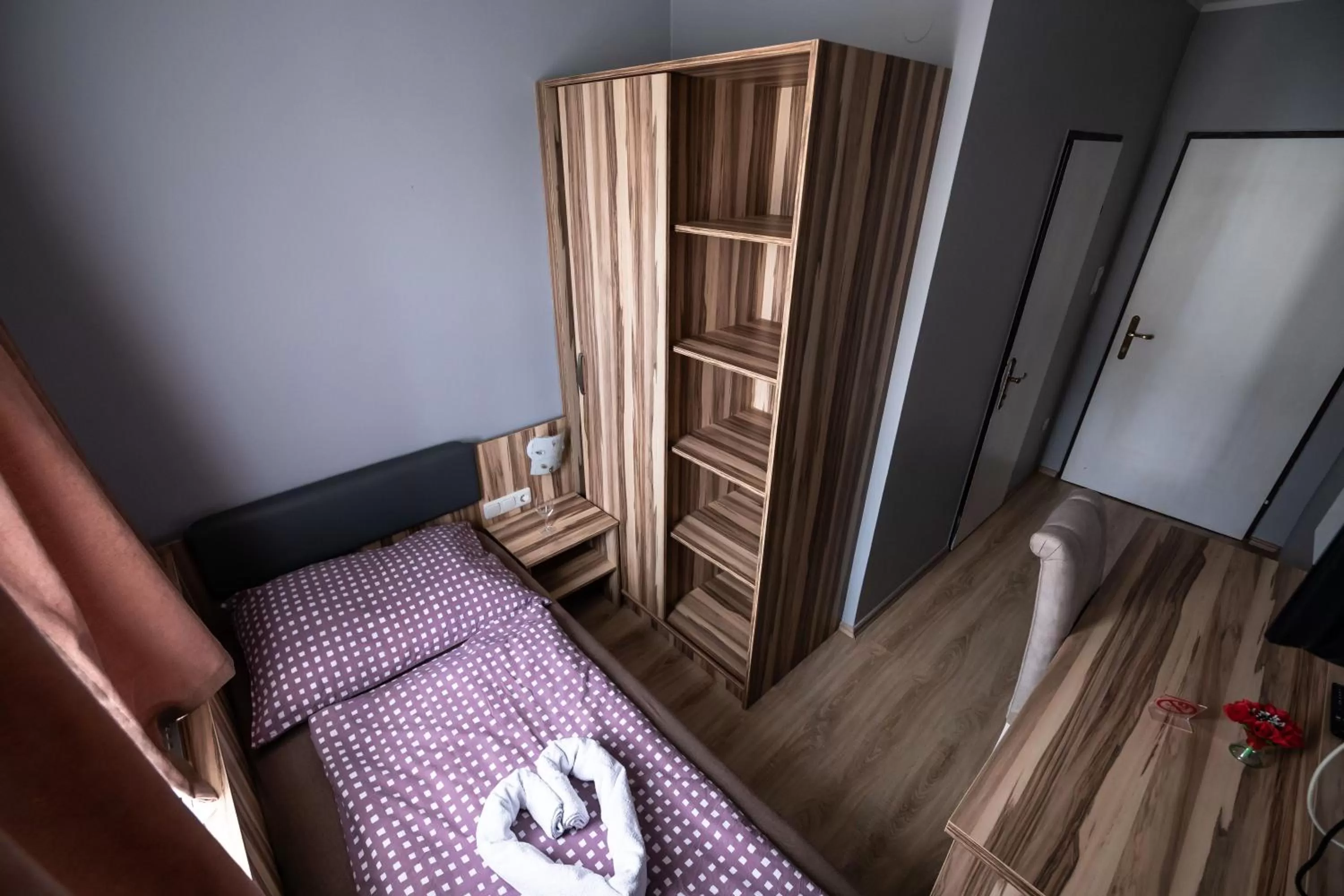 Bed in Hotel Am Limes