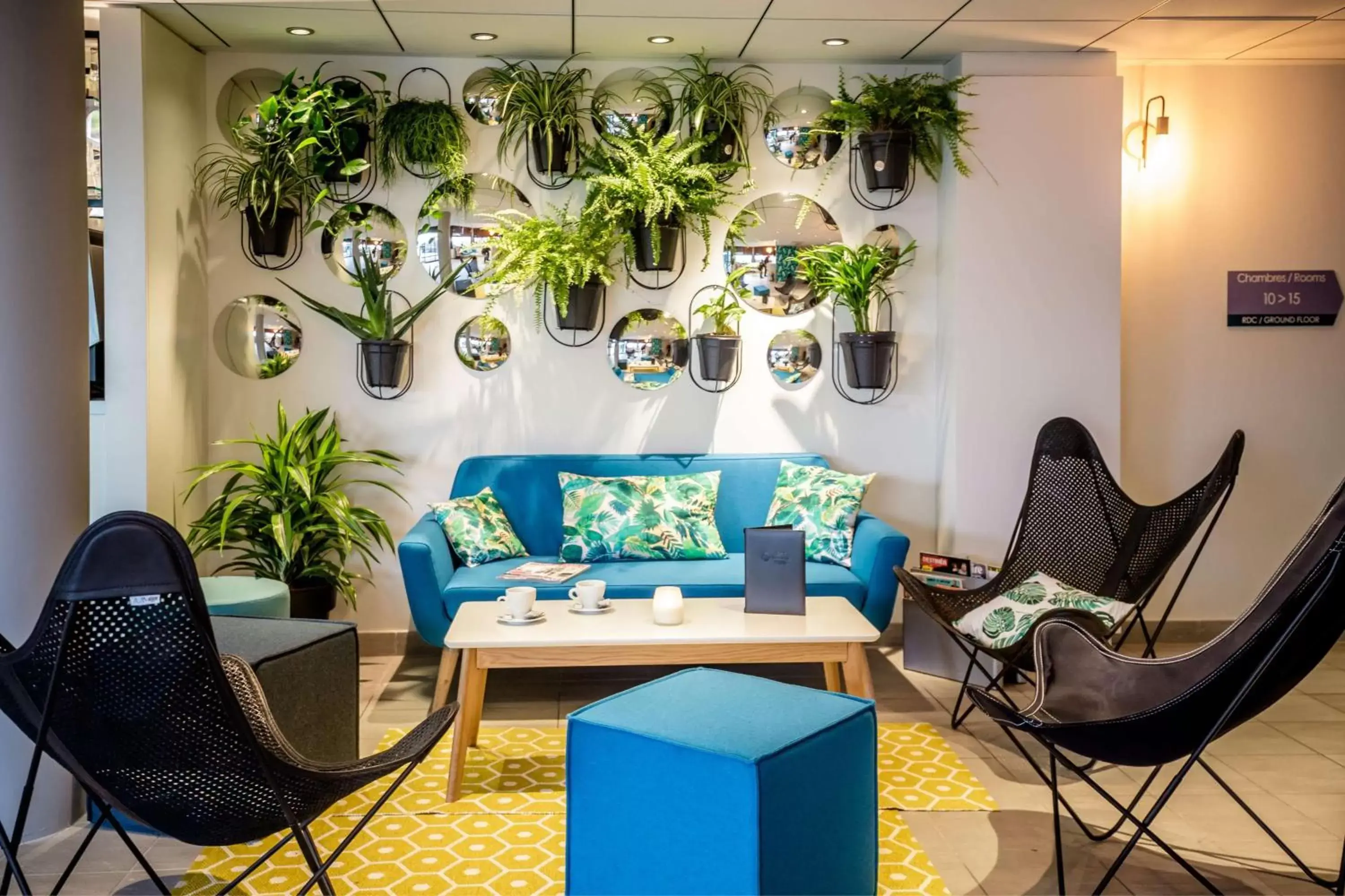 Lobby or reception, Seating Area in Best Western Plus Hôtel Vannes Centre Ville