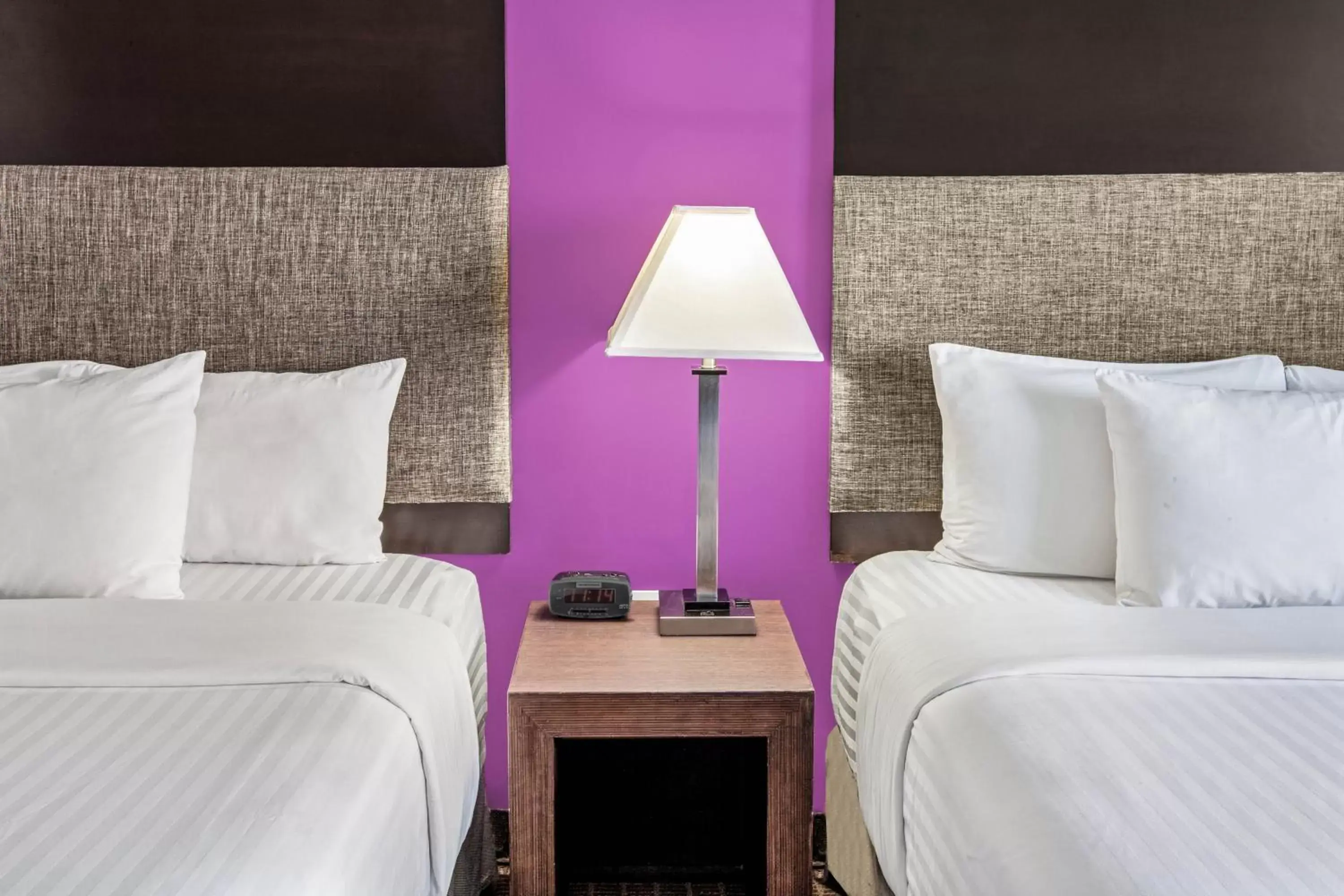 Bedroom, Bed in CHN Hotel Monterrey Centro, Trademark Collection by Wyndham