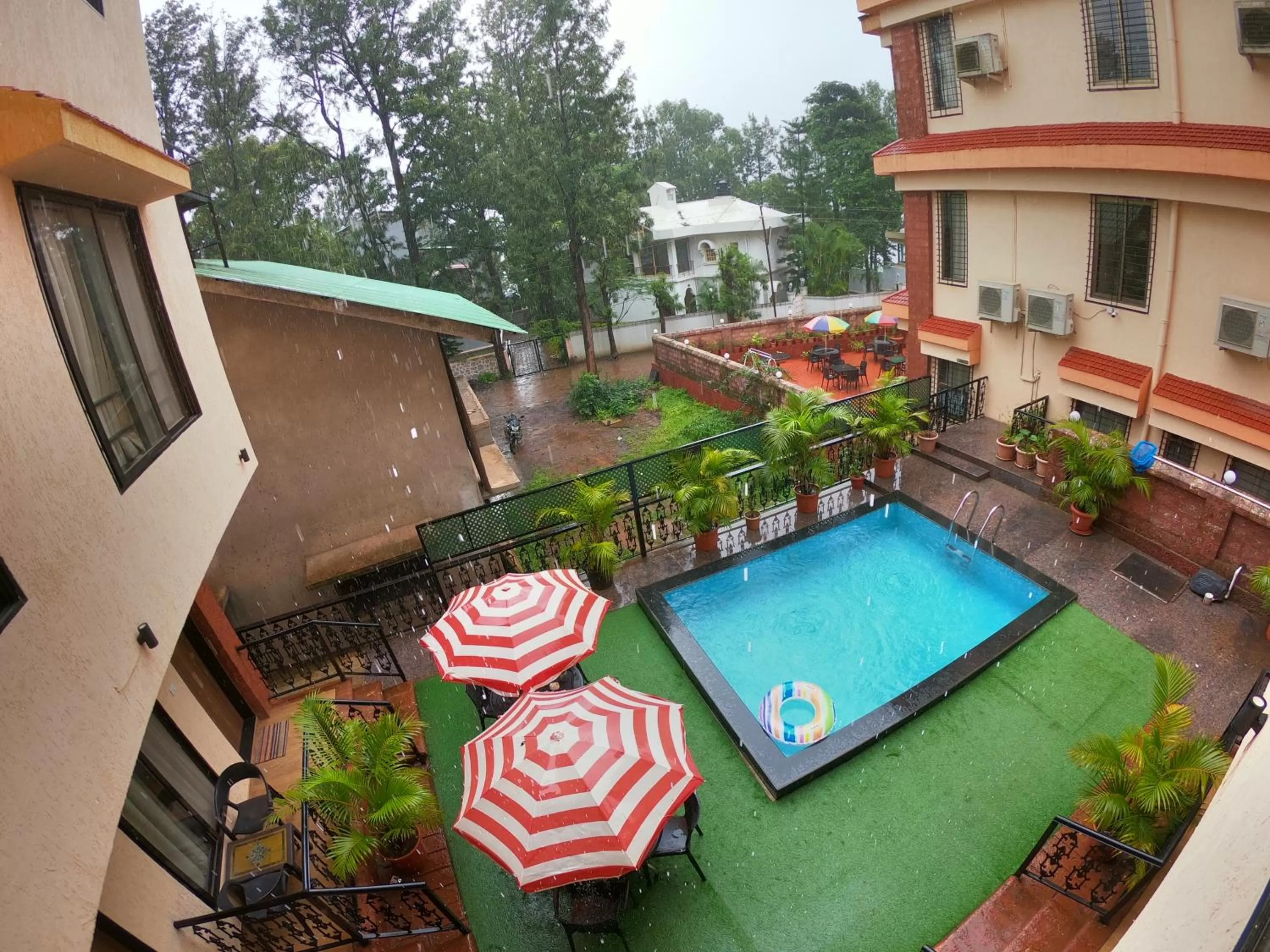 Pool view in Jivanta Mahabaleshwar