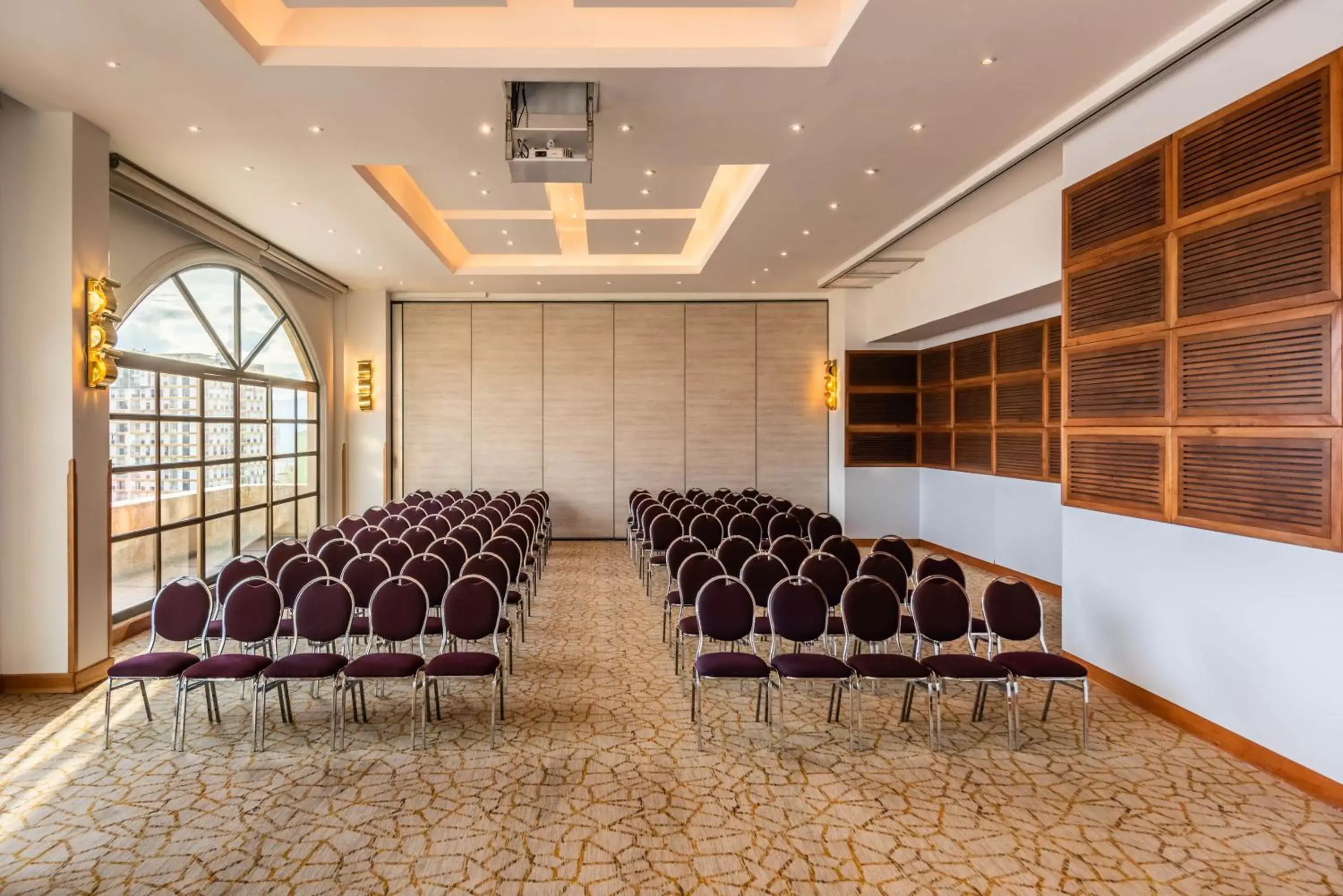 Meeting/conference room in Hotel Dann Carlton Bucaramanga