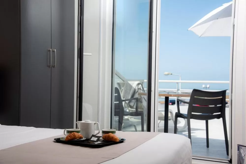 Food and drinks in Hotel Les Dunes