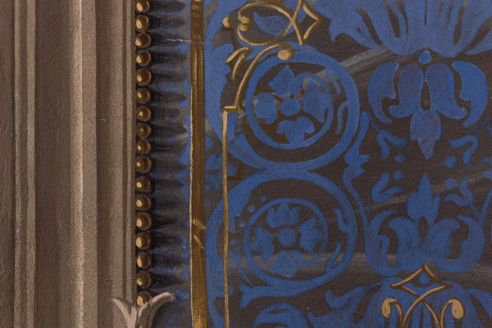 Decorative detail in Albergo Real Castello