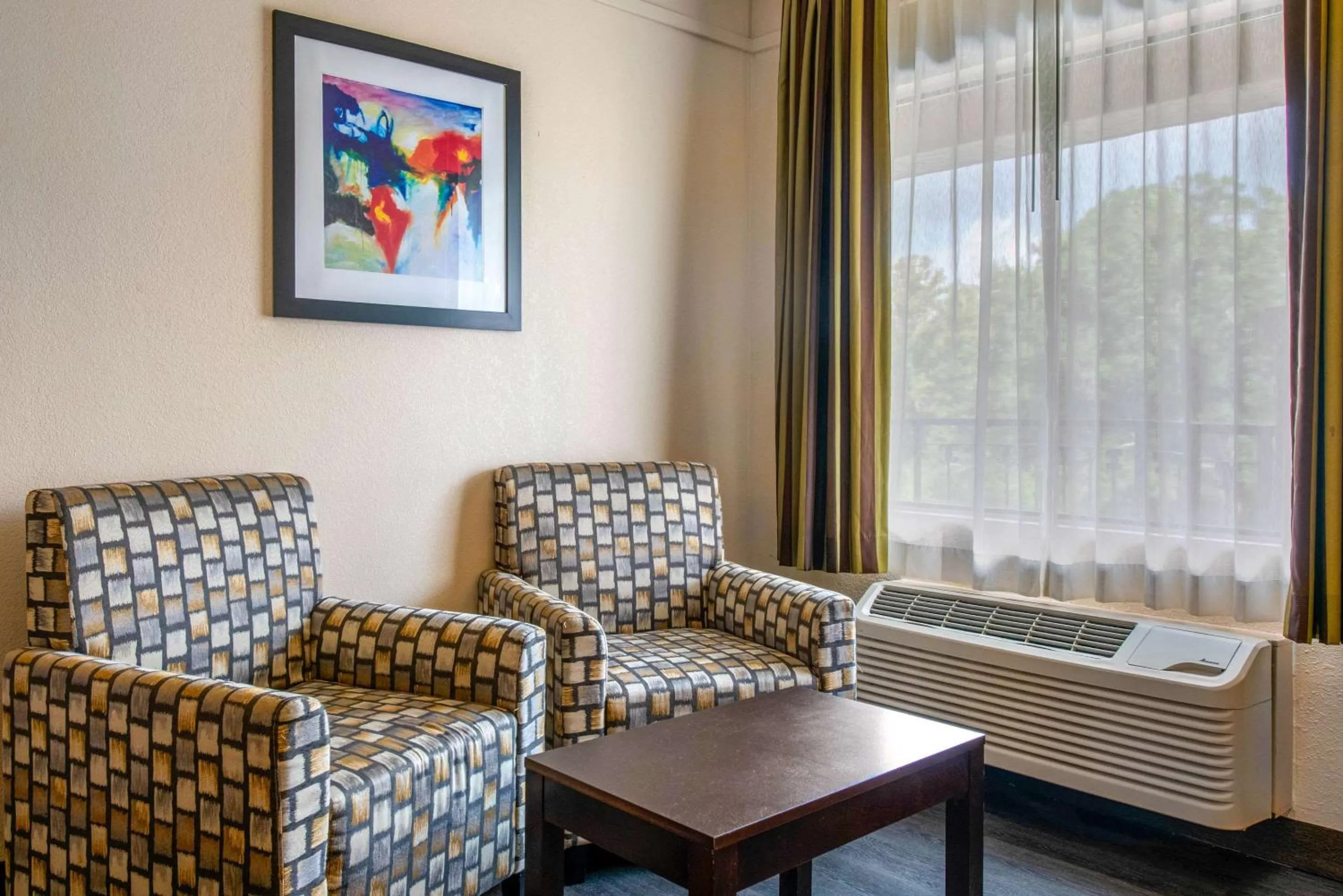 Photo of the whole room in Quality Inn & Suites Jacksonville-Baymeadows