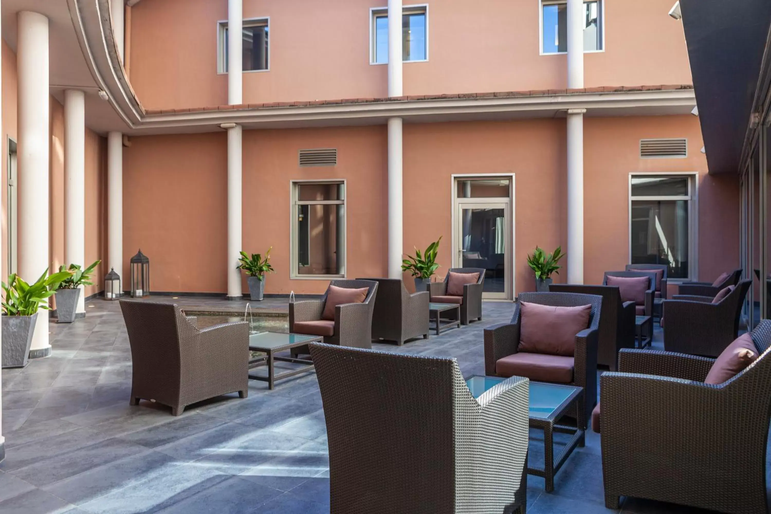 Patio in Hotel Porcel Torneo