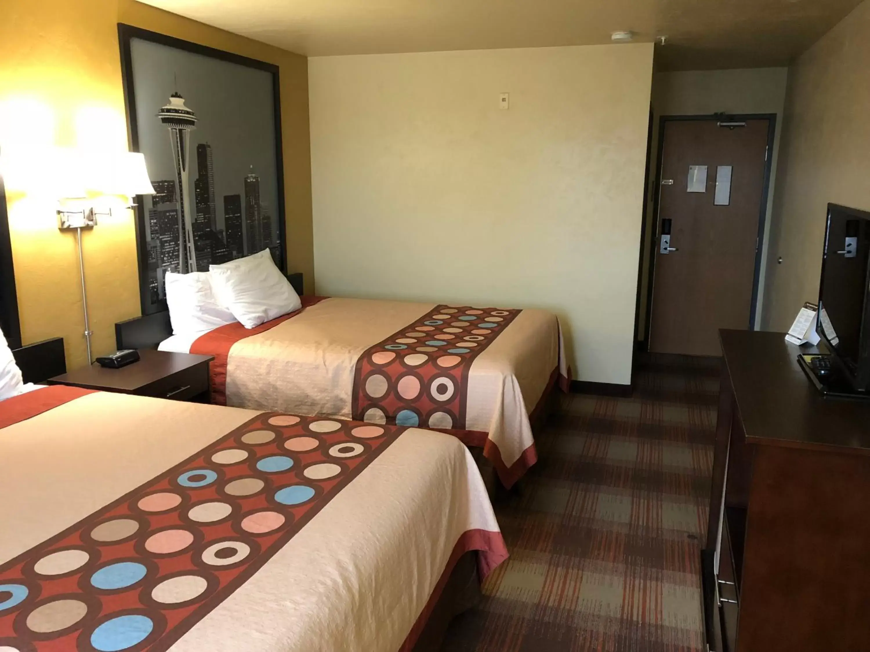 Bedroom, Bed in Super 8 by Wyndham Kennewick Bedroom, Bed in Super 8 by Wyndham Kennewick