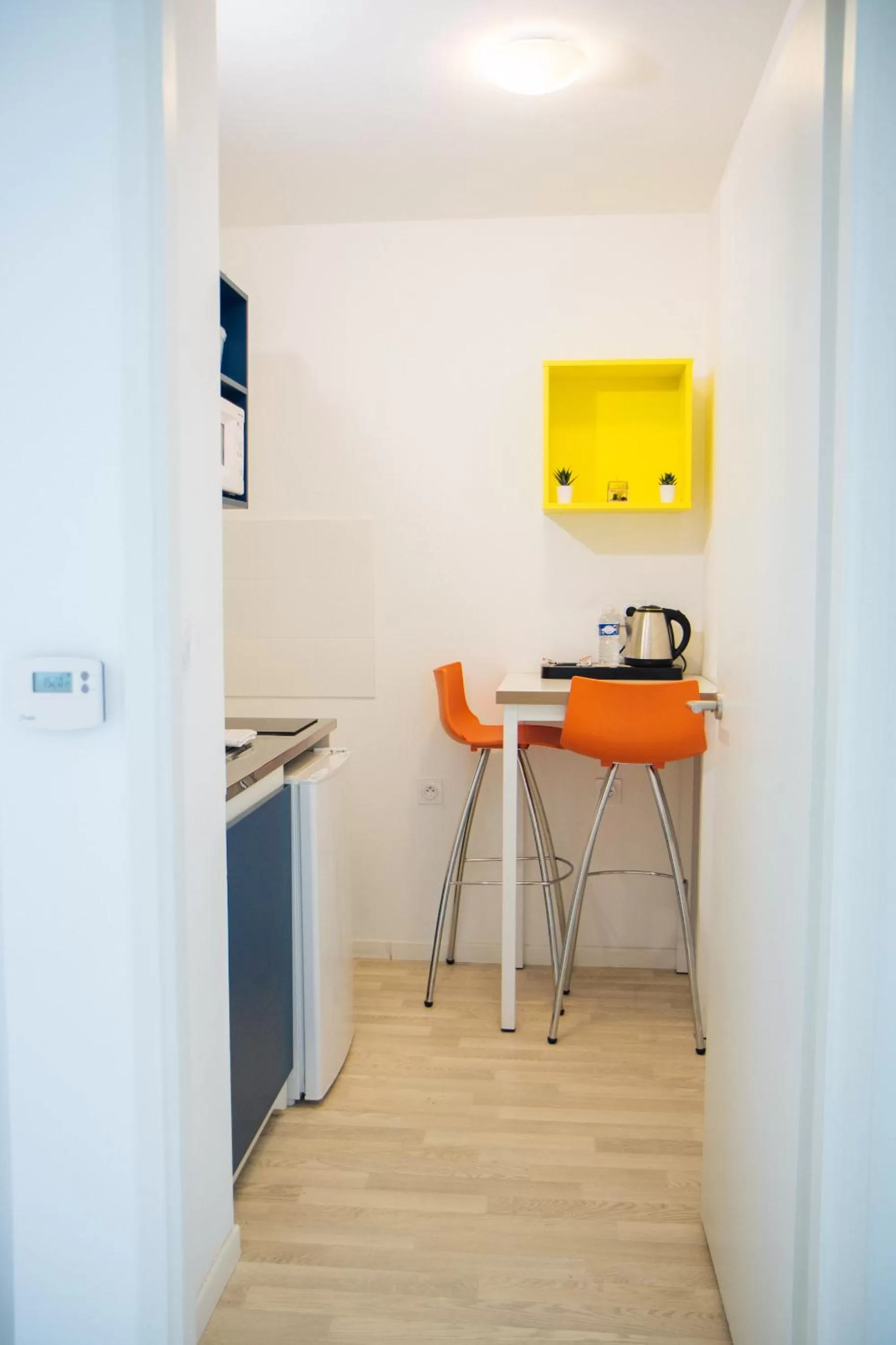 Kitchen/Kitchenette in Twenty Business Flats Nîmes Trigone