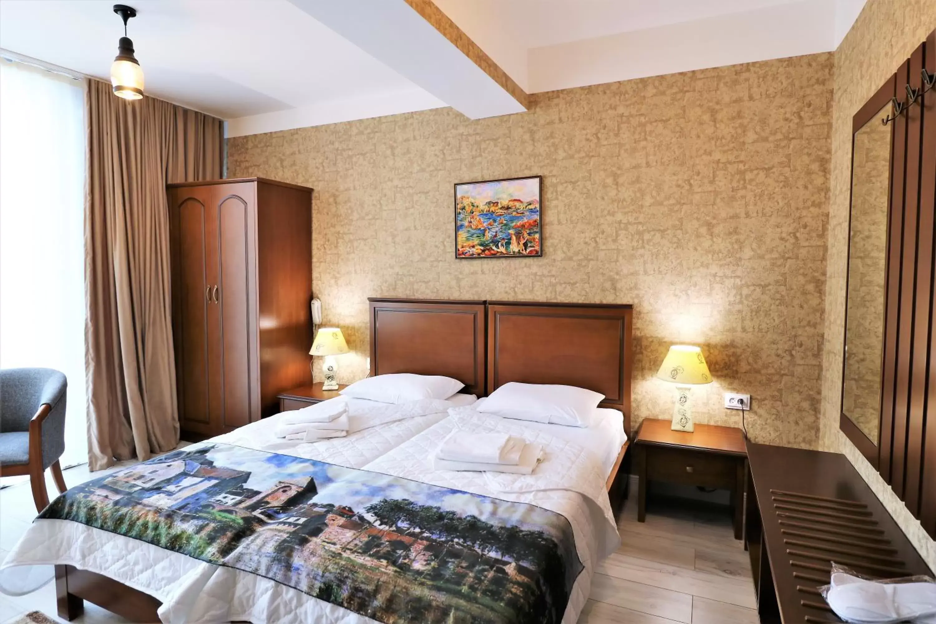 Photo of the whole room, Bed in Hotel Liberty Theatre Photo of the whole room, Bed in Hotel Liberty Theatre