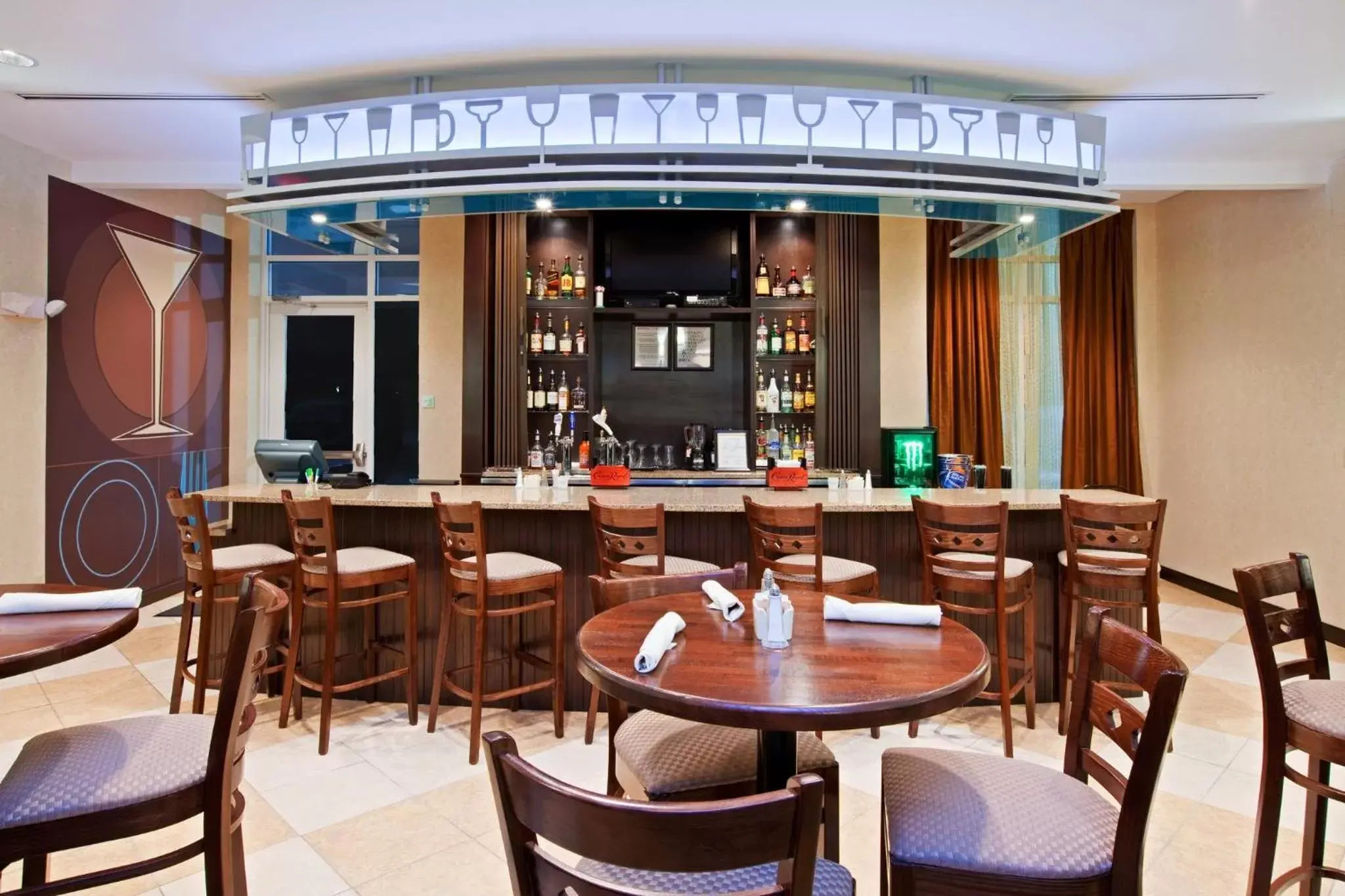Lounge or bar, Restaurant/Places to Eat in Holiday Inn Florence, an IHG Hotel