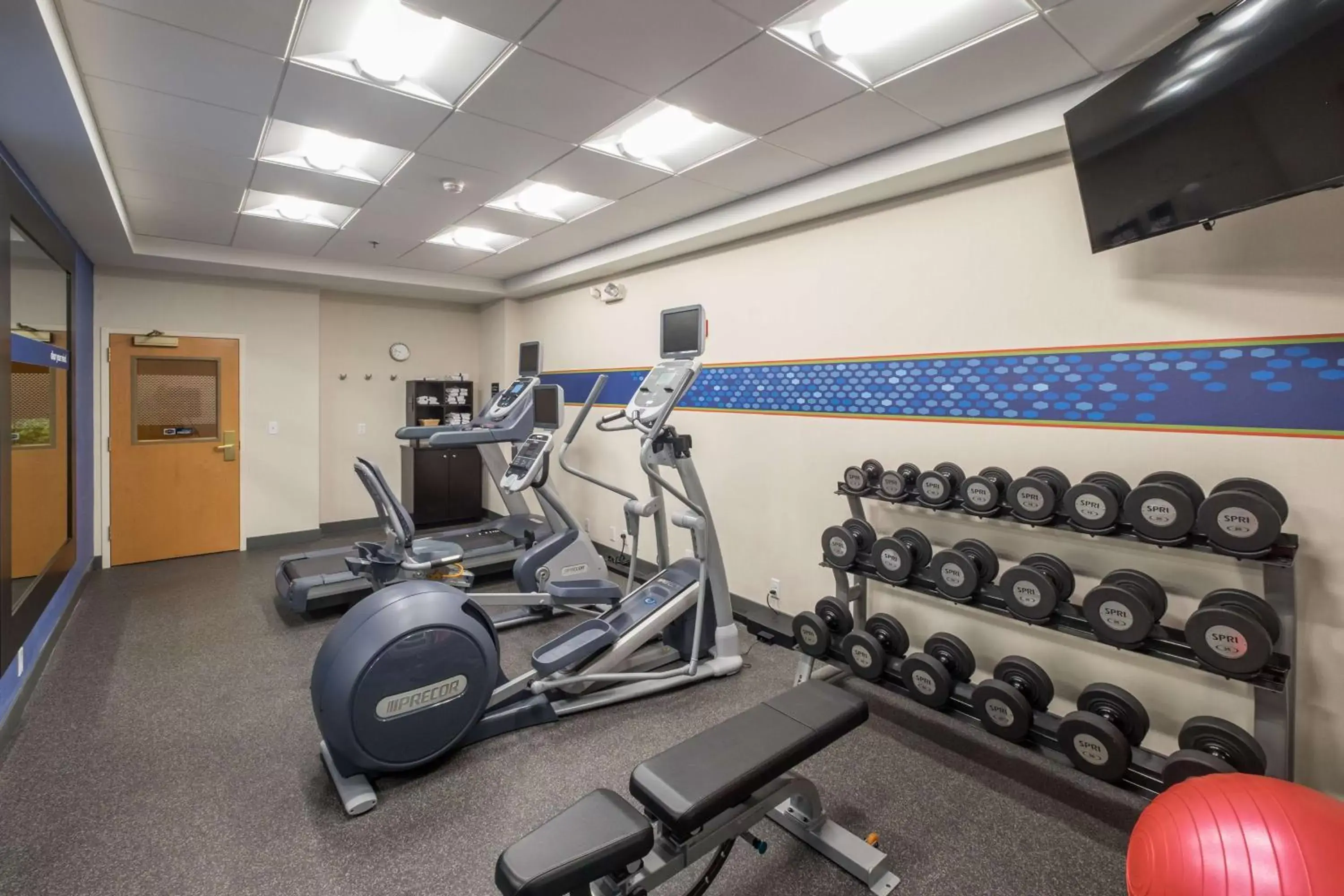 Fitness centre/facilities, Fitness Center/Facilities in Hampton Inn Freeport/Brunswick